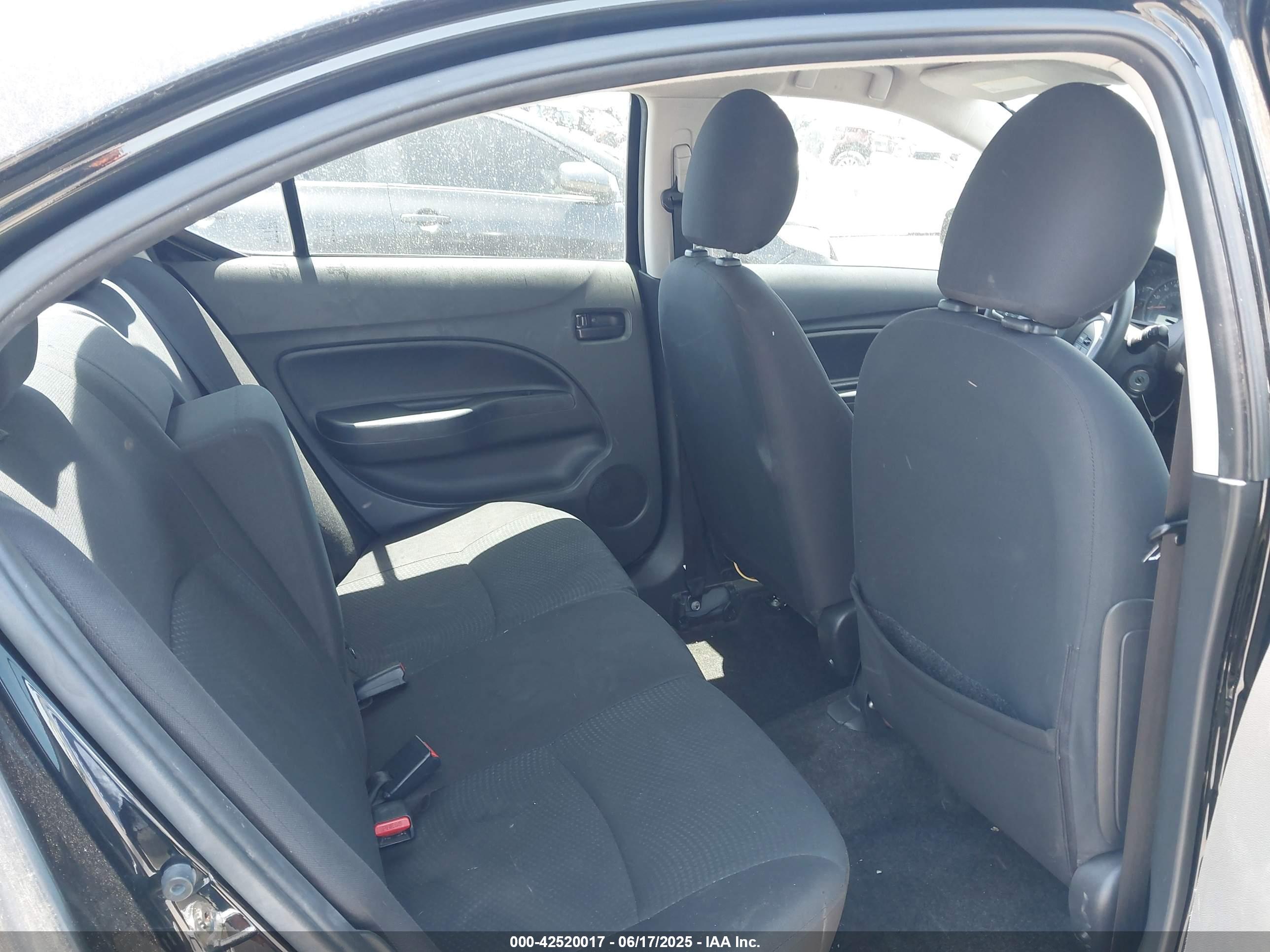 MITSUBISHI MIRAGE image 8