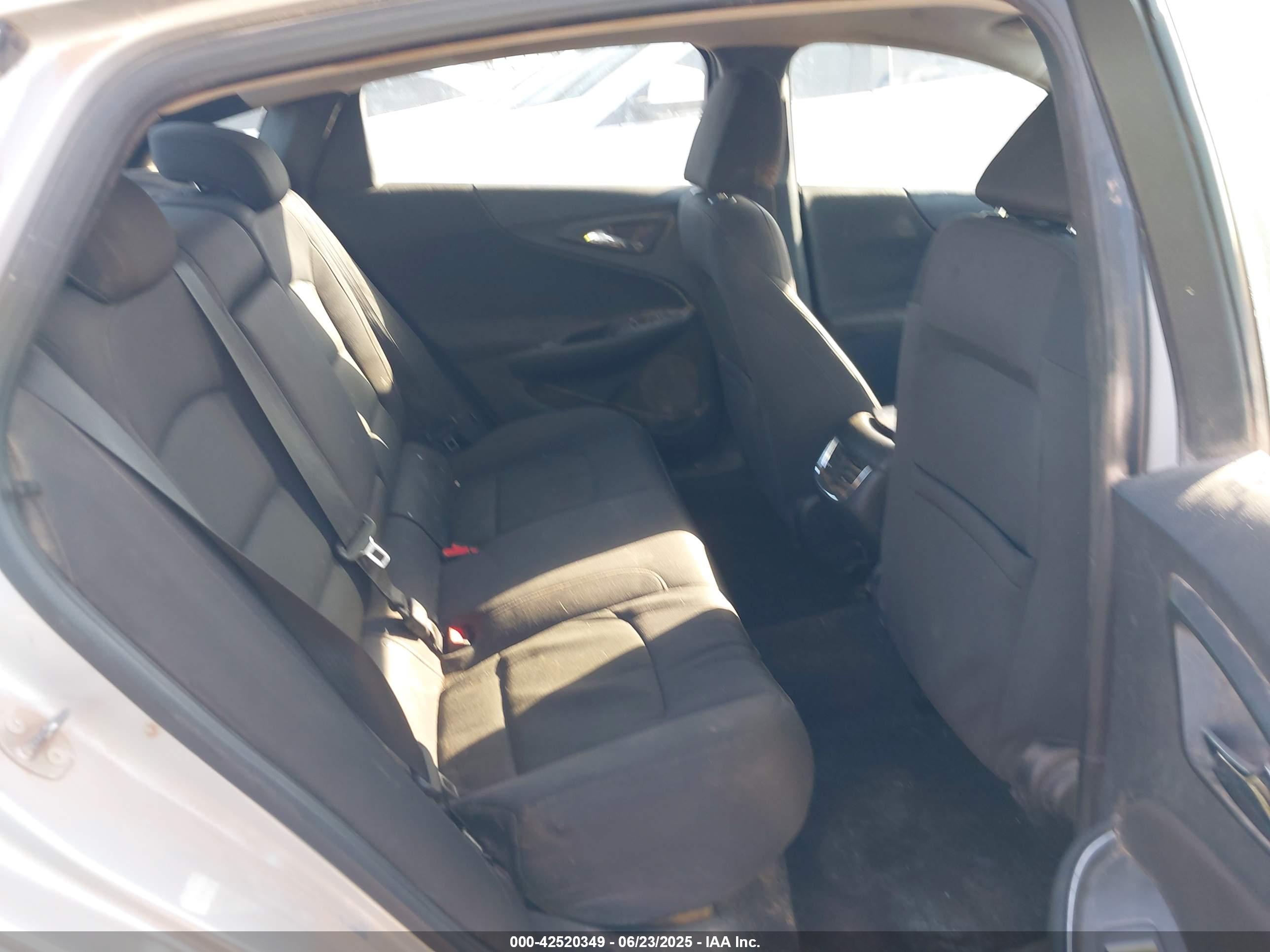 CHEVROLET MALIBU image 8