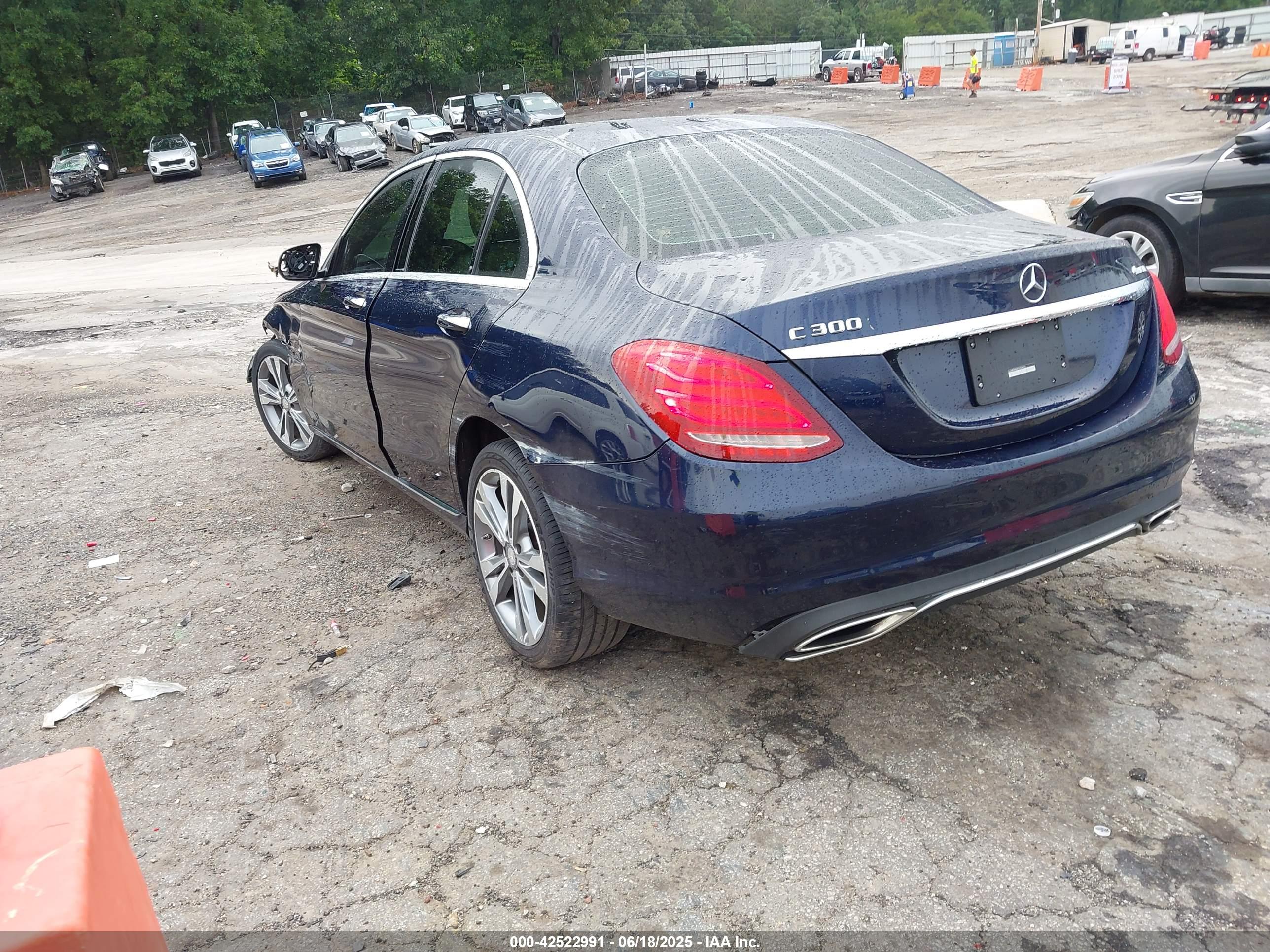 MERCEDES-BENZ C image 3