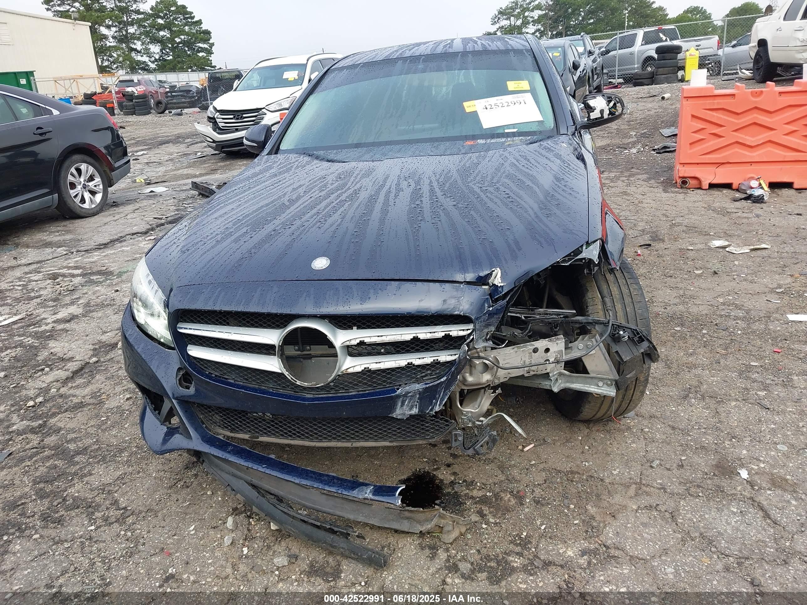 MERCEDES-BENZ C image 6