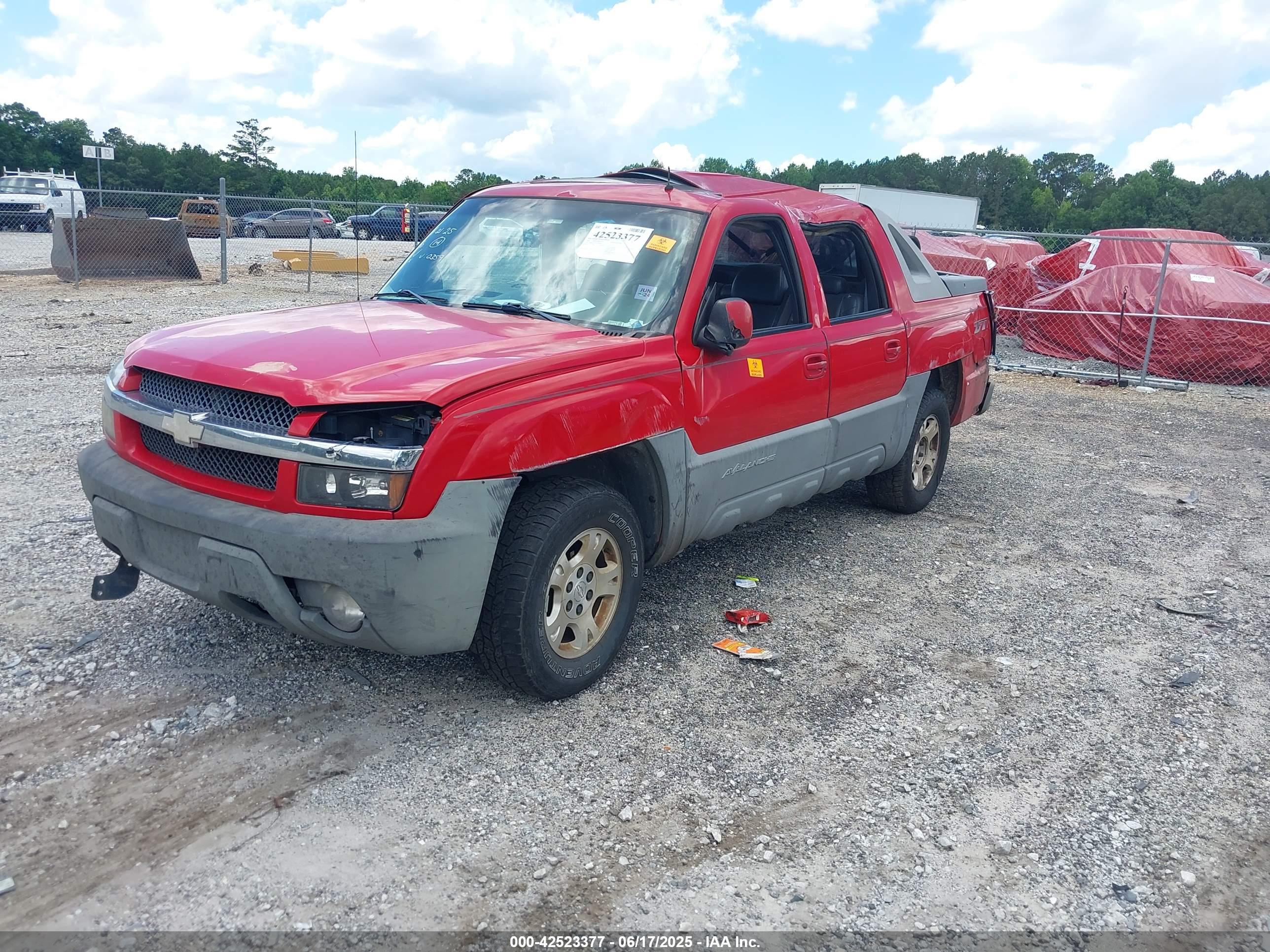 CHEVROLET AVALANCHE image 2