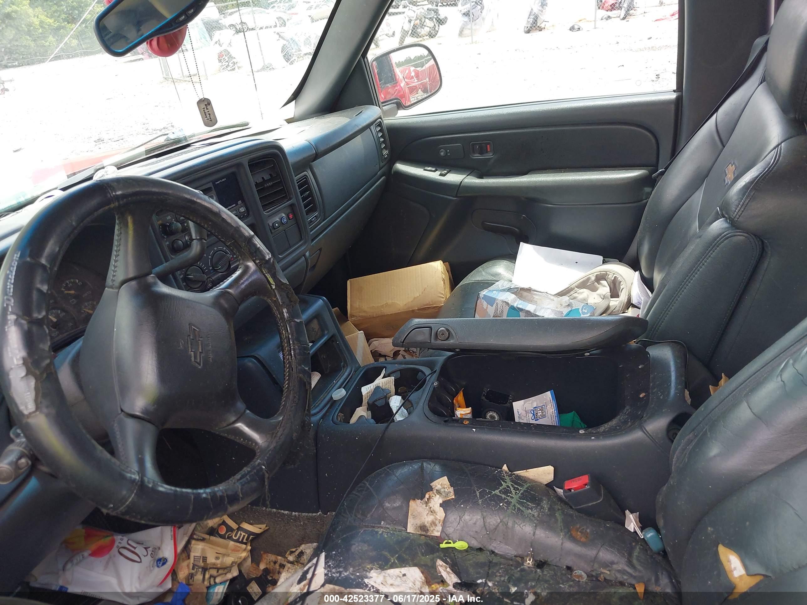 CHEVROLET AVALANCHE image 5