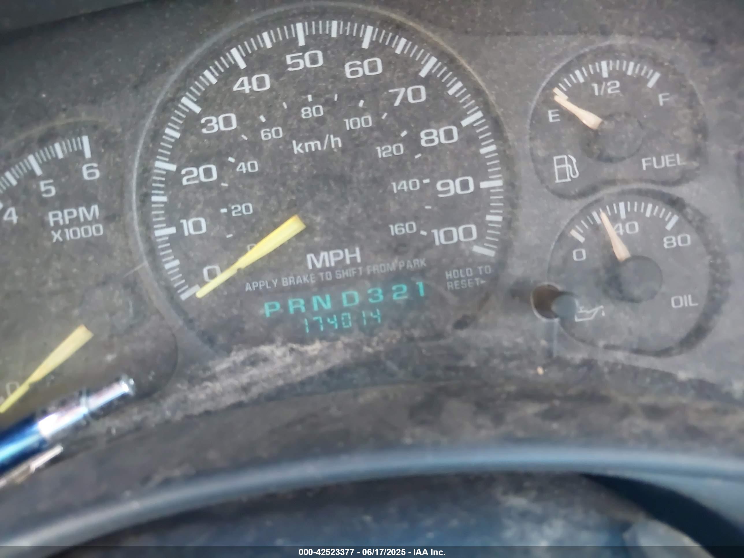 CHEVROLET AVALANCHE image 7