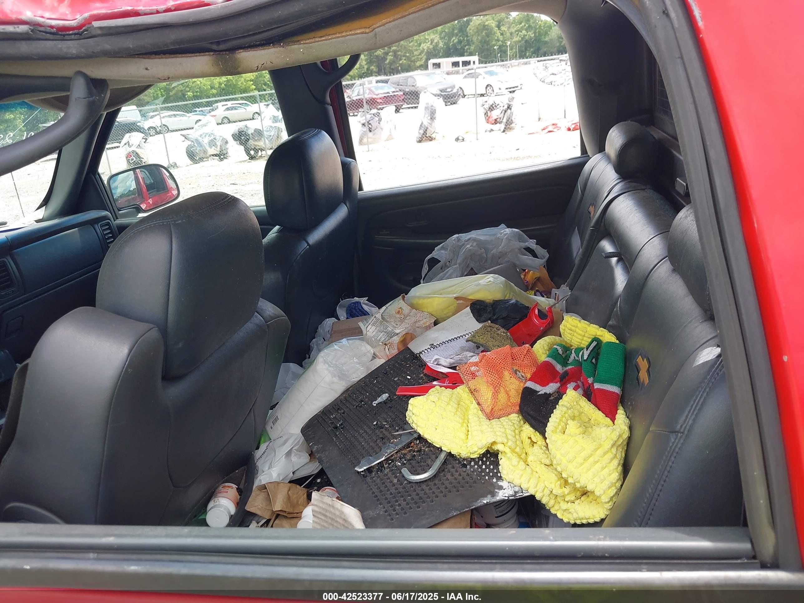 CHEVROLET AVALANCHE image 8
