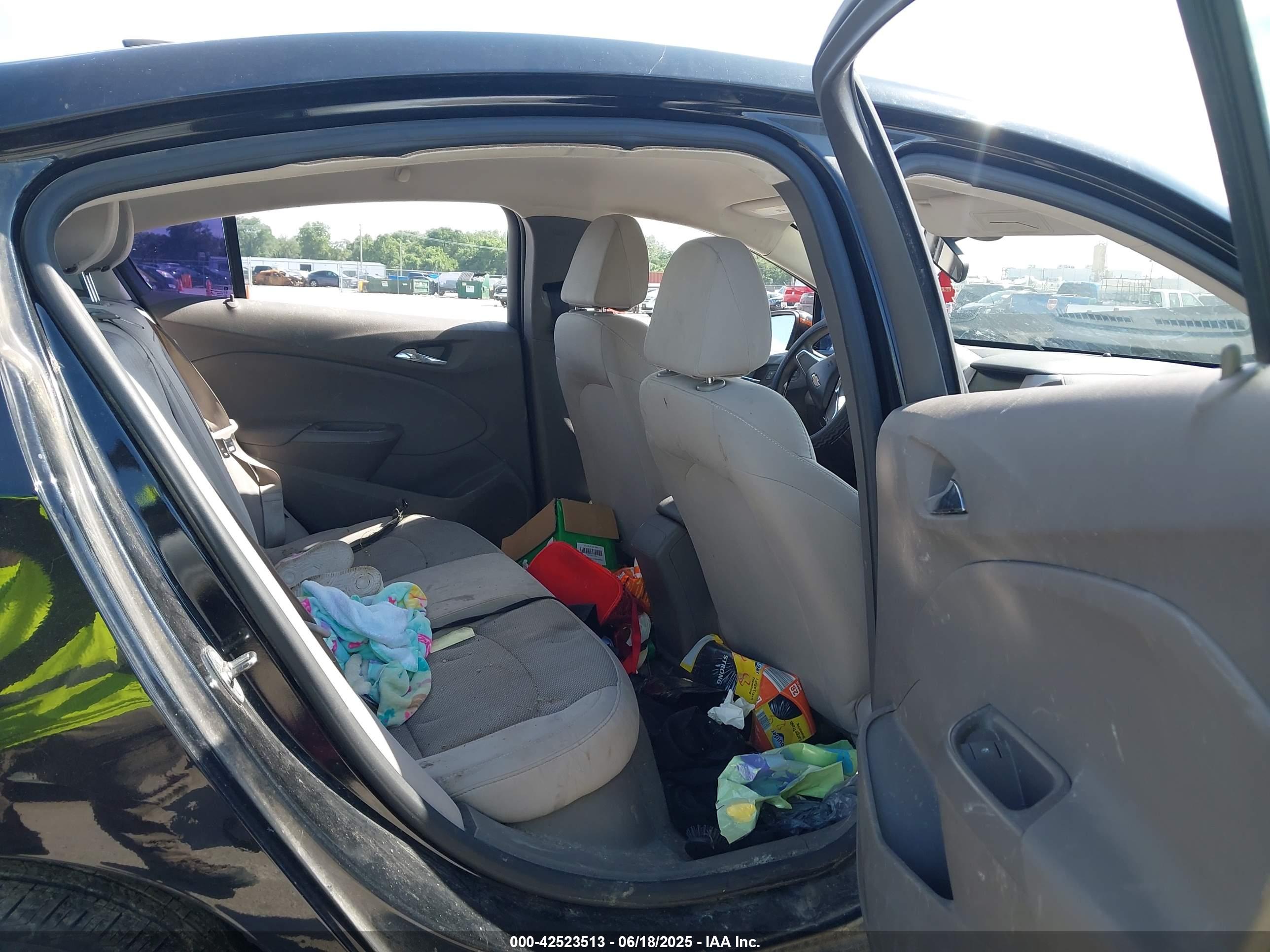 CHEVROLET CRUZE image 8