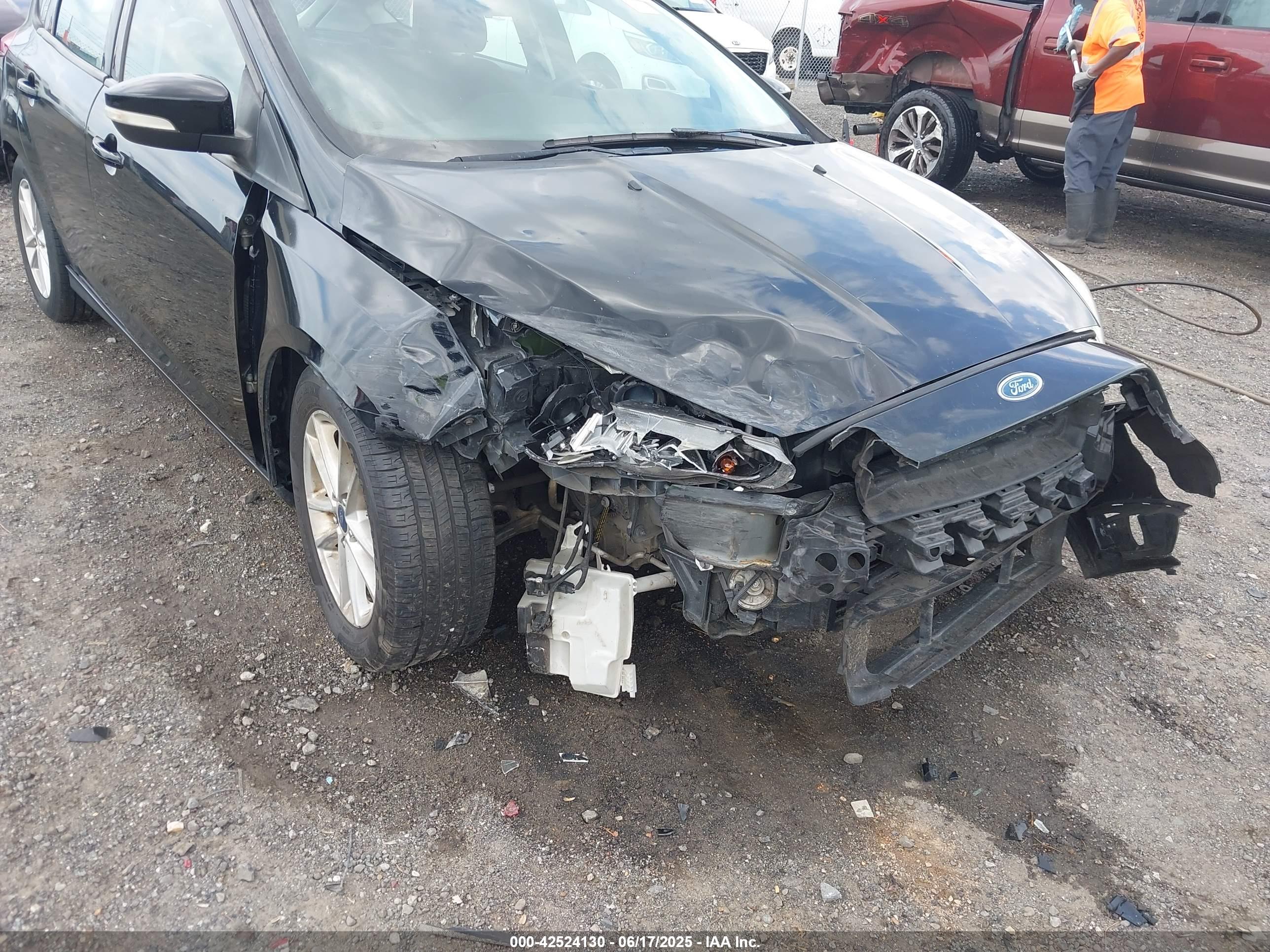 FORD FOCUS image 6
