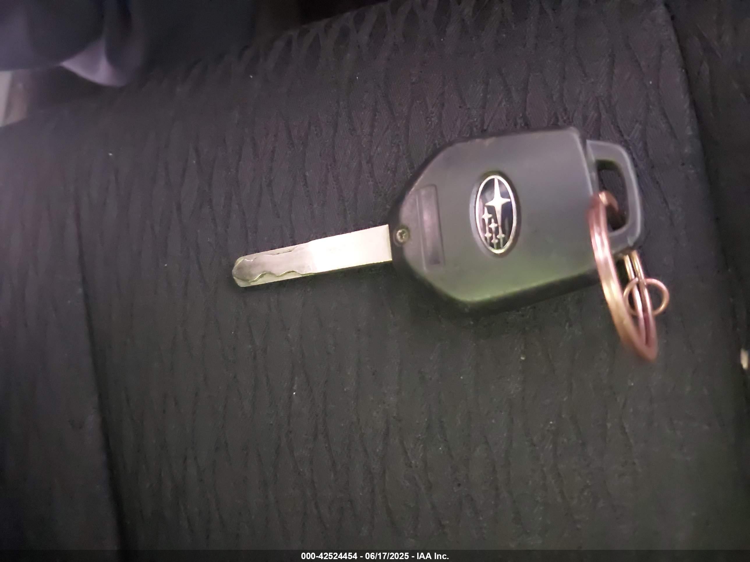 SUBARU OUTBACK image 11