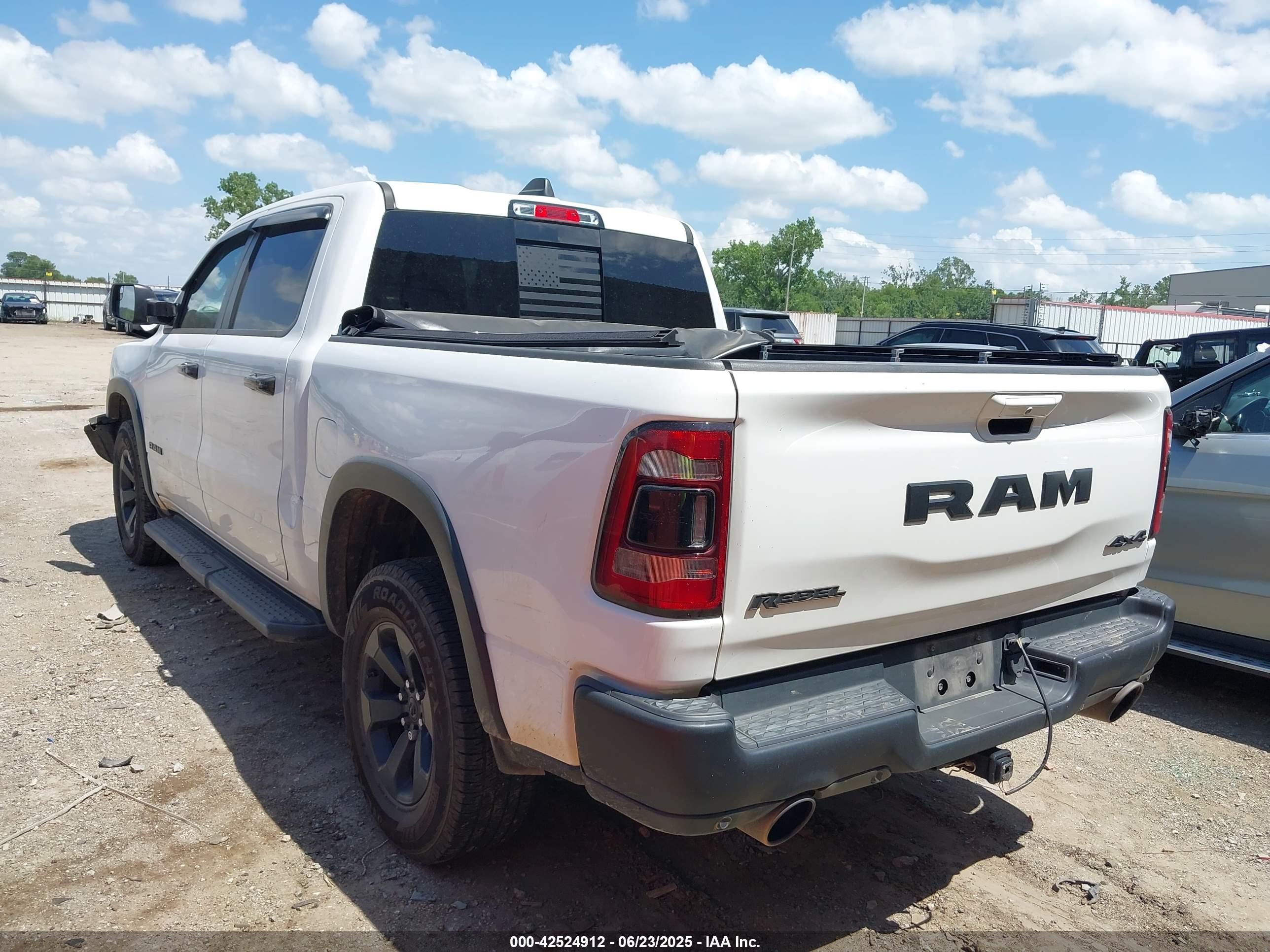 RAM 1500 image 3