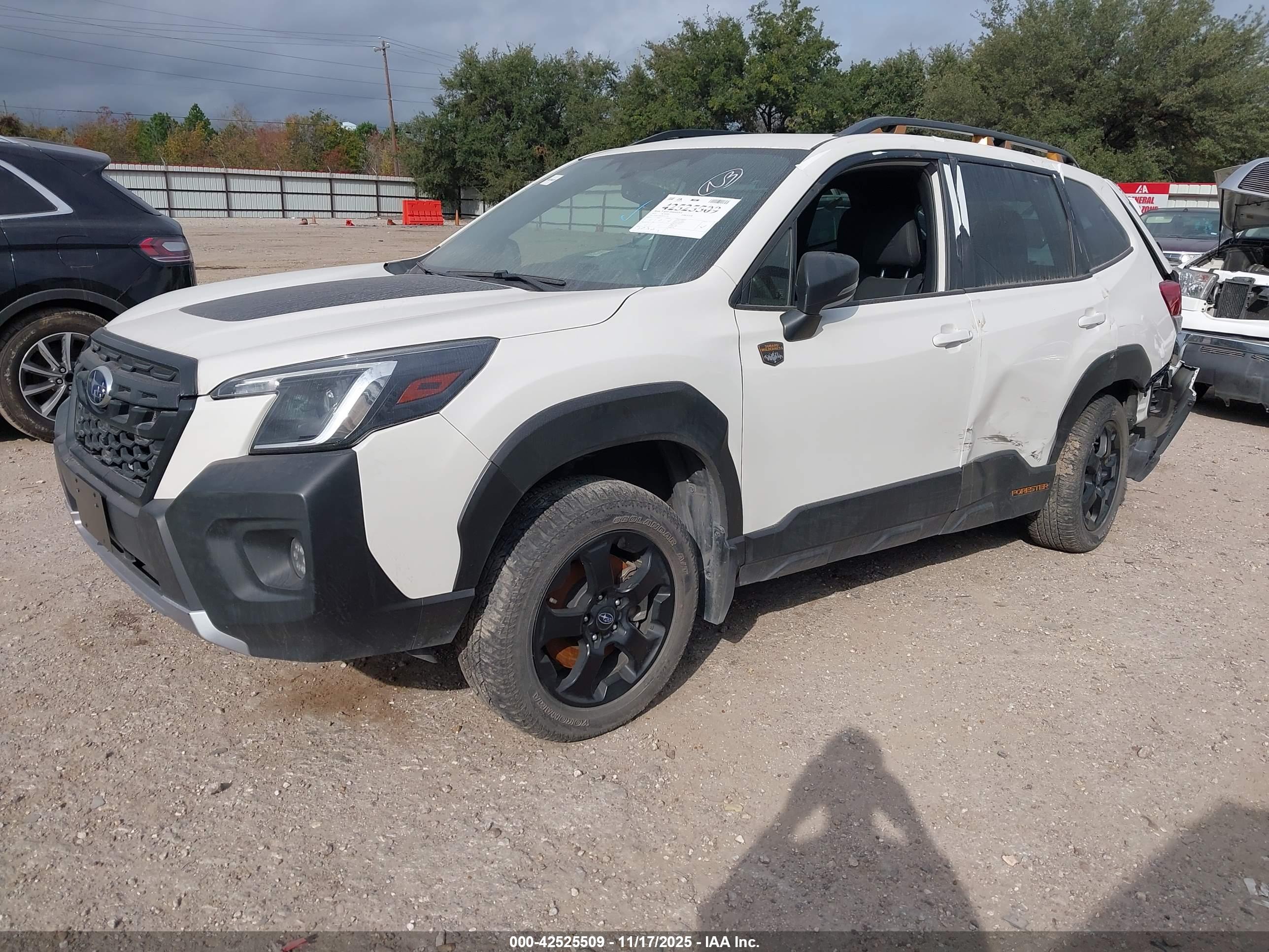 SUBARU FORESTER image 2