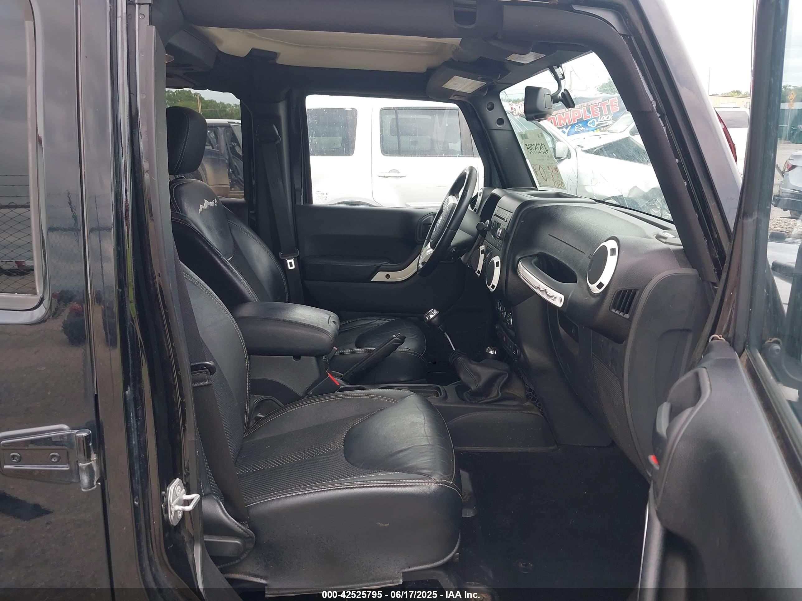 JEEP WRANGLER image 5