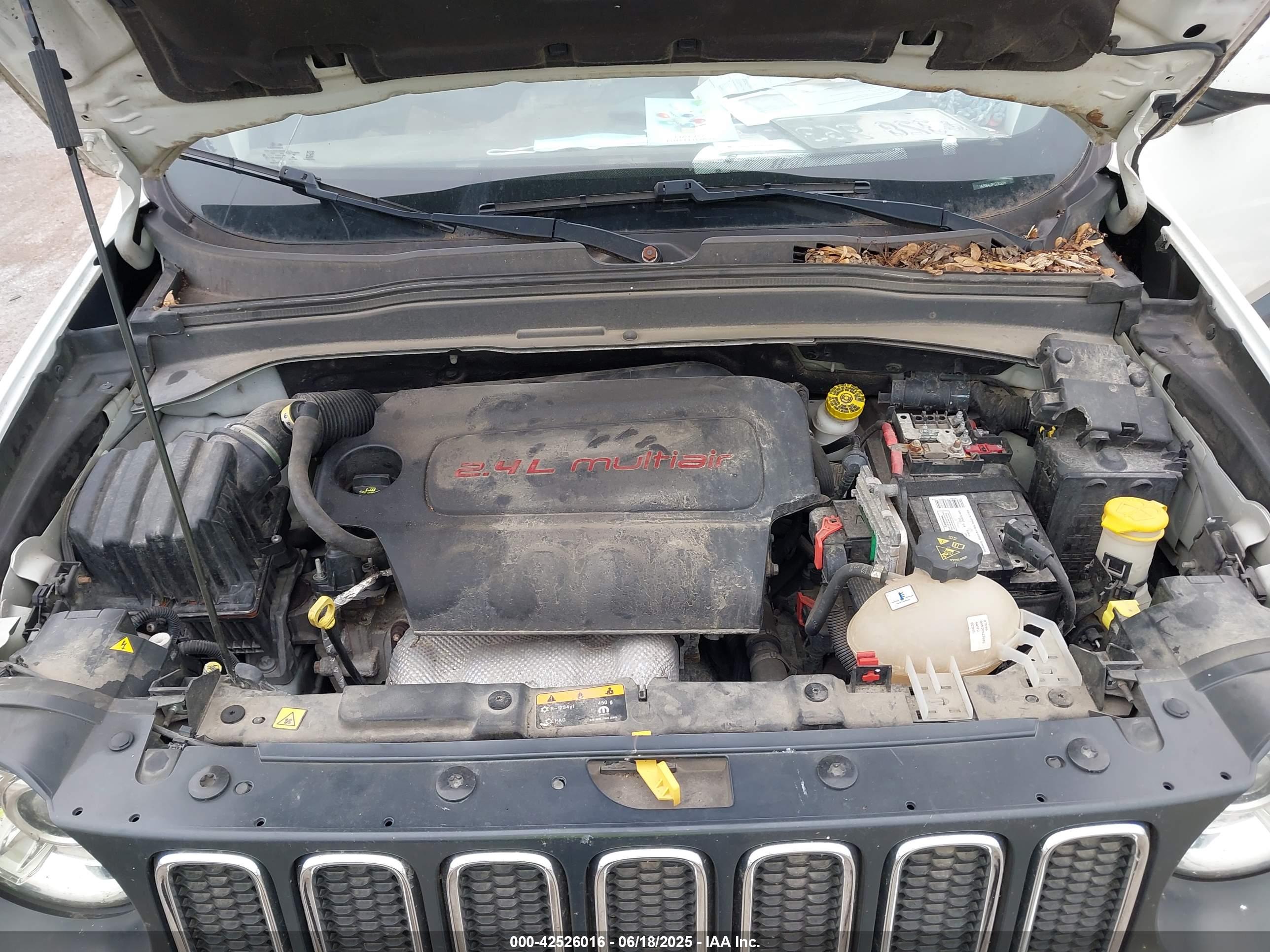JEEP RENEGADE image 10