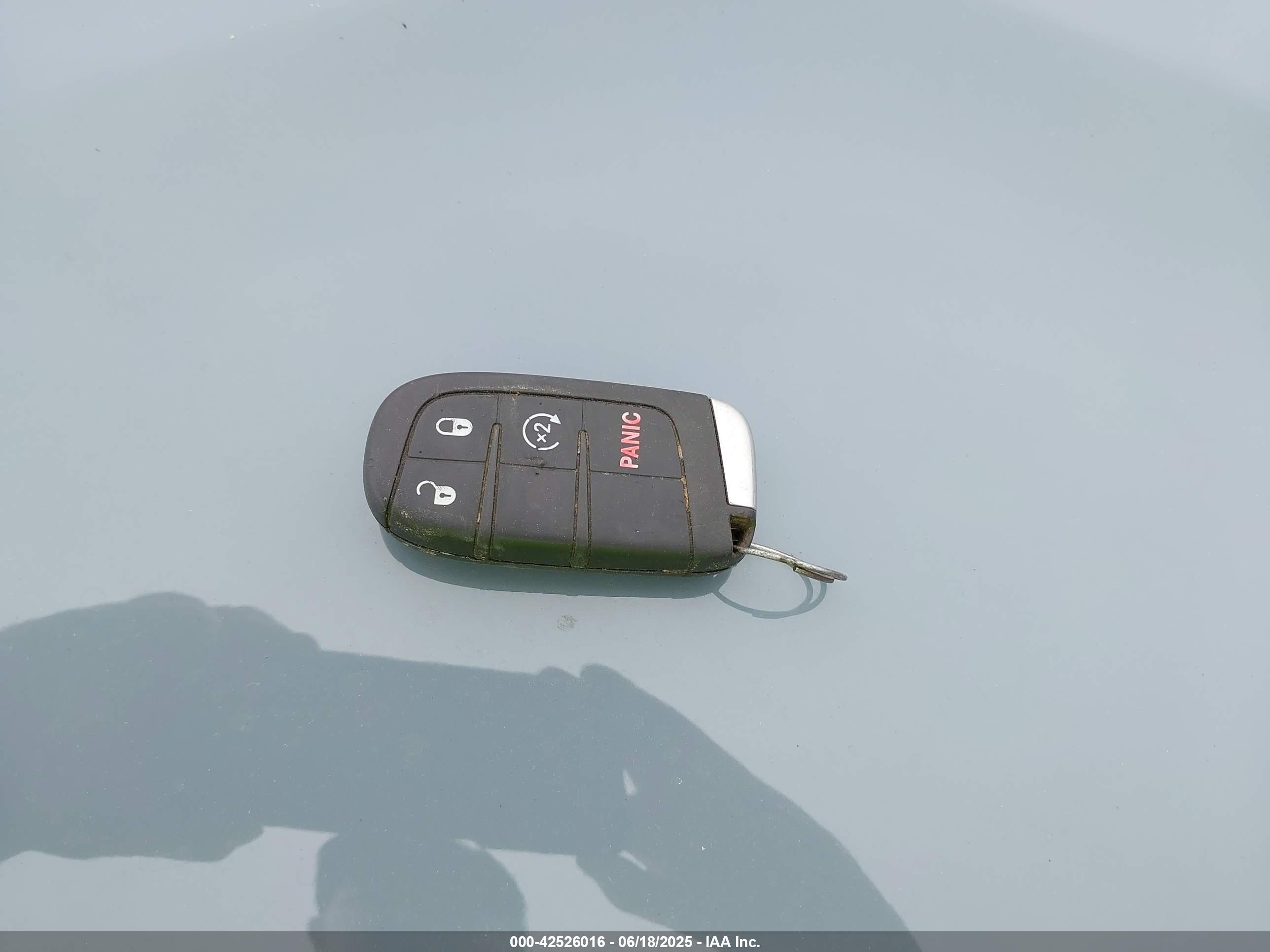 JEEP RENEGADE image 11