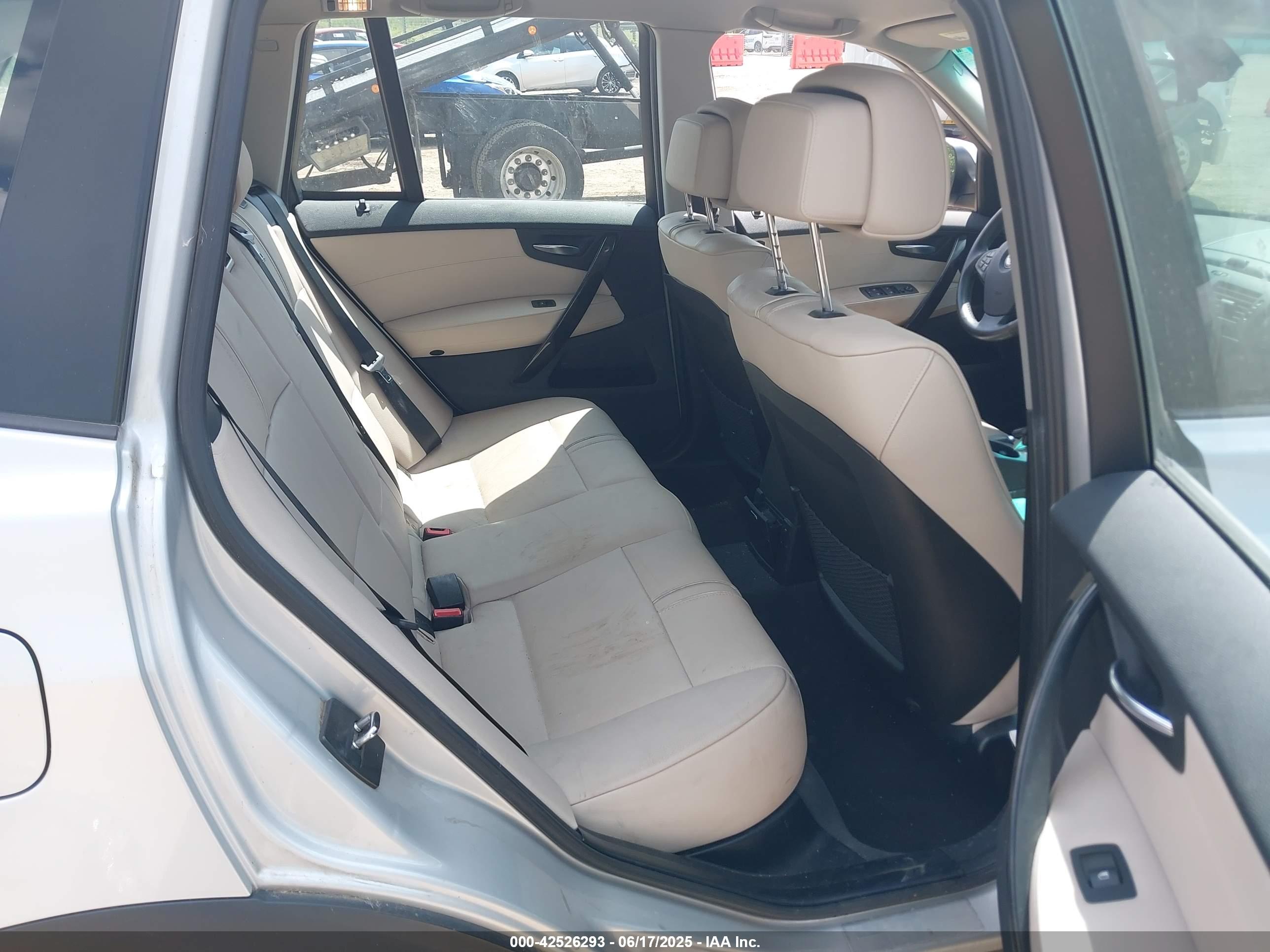 BMW X3 image 8