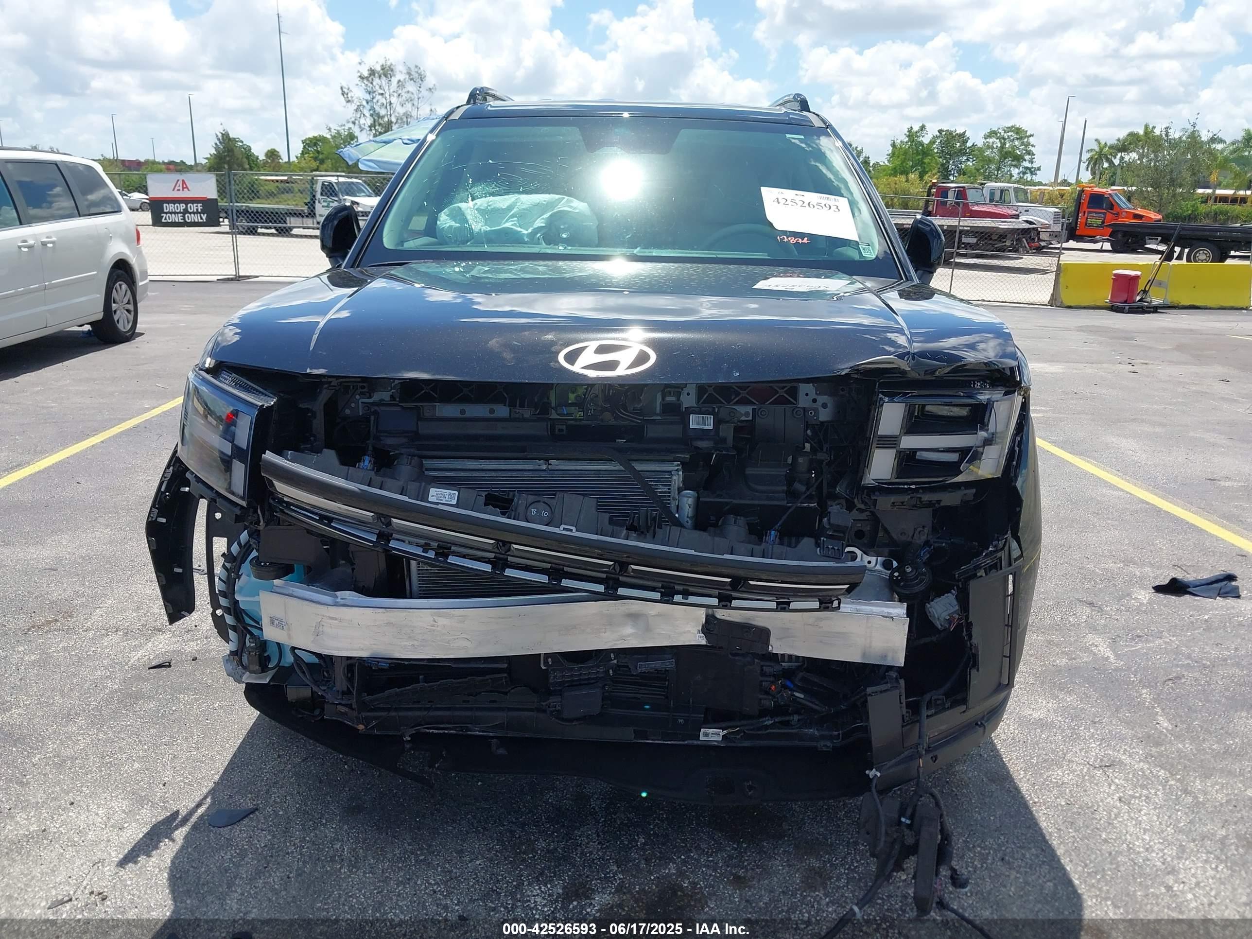 HYUNDAI SANTA image 6