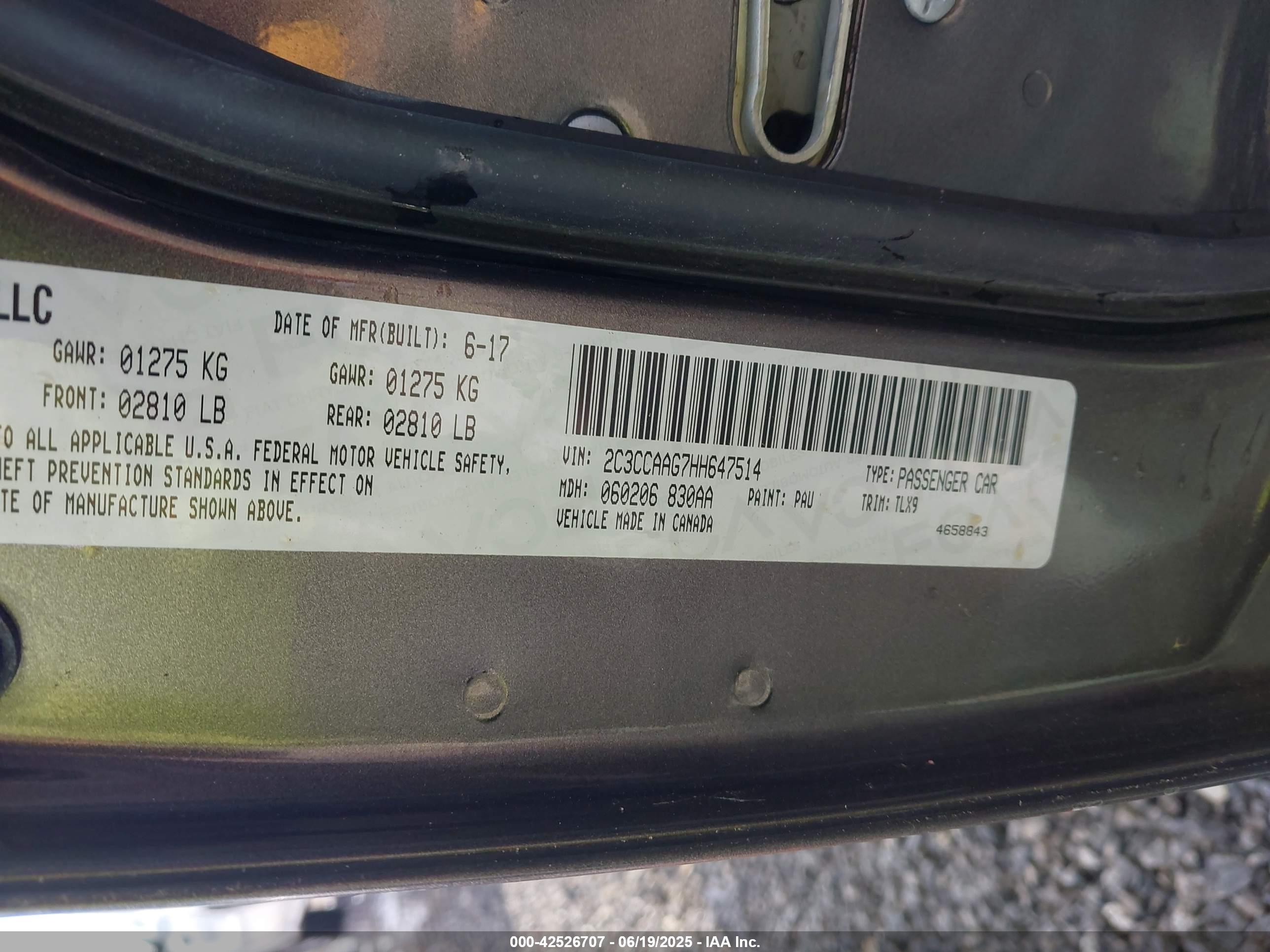 CHRYSLER 300 image 9