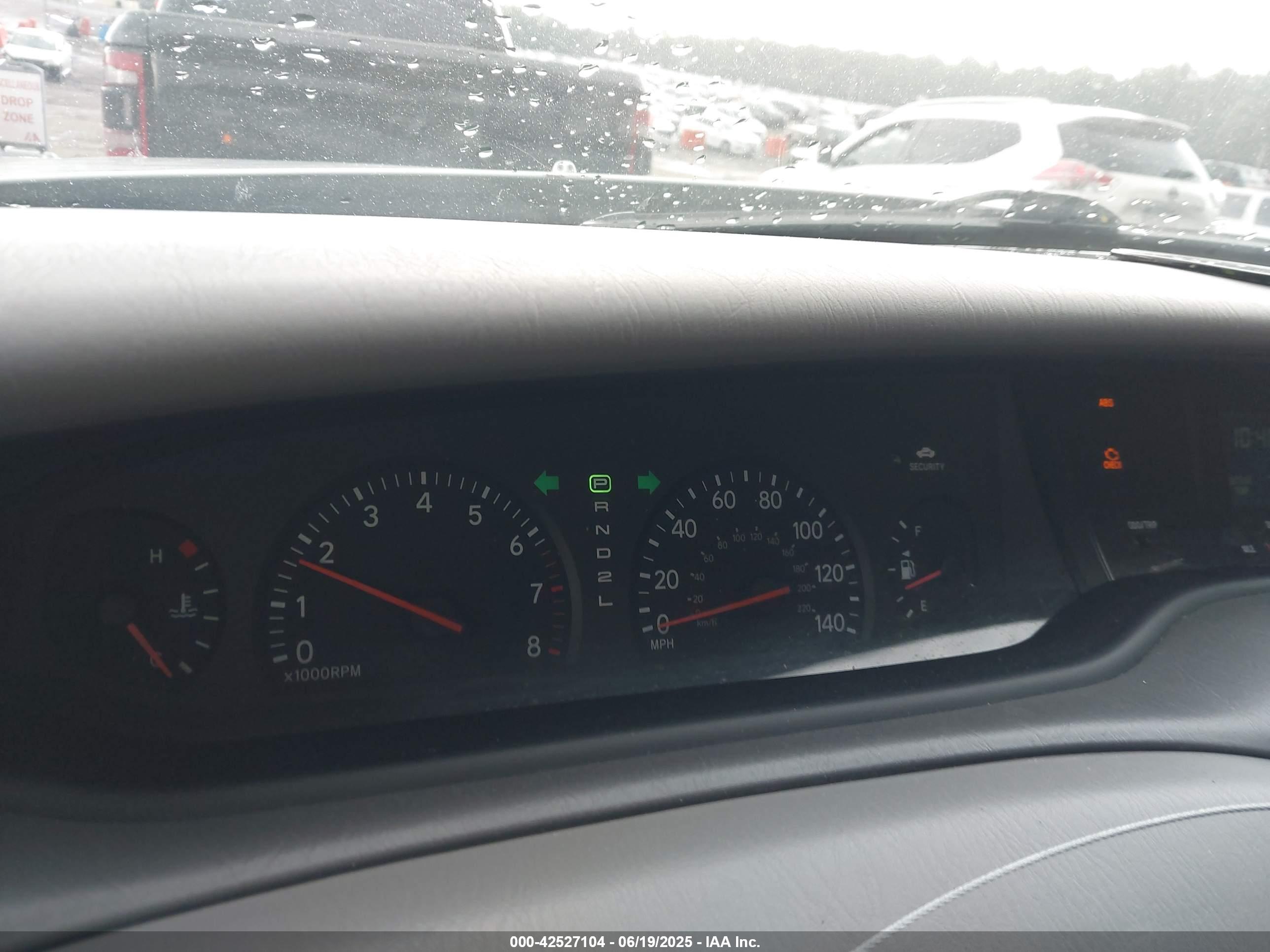 TOYOTA AVALON image 7