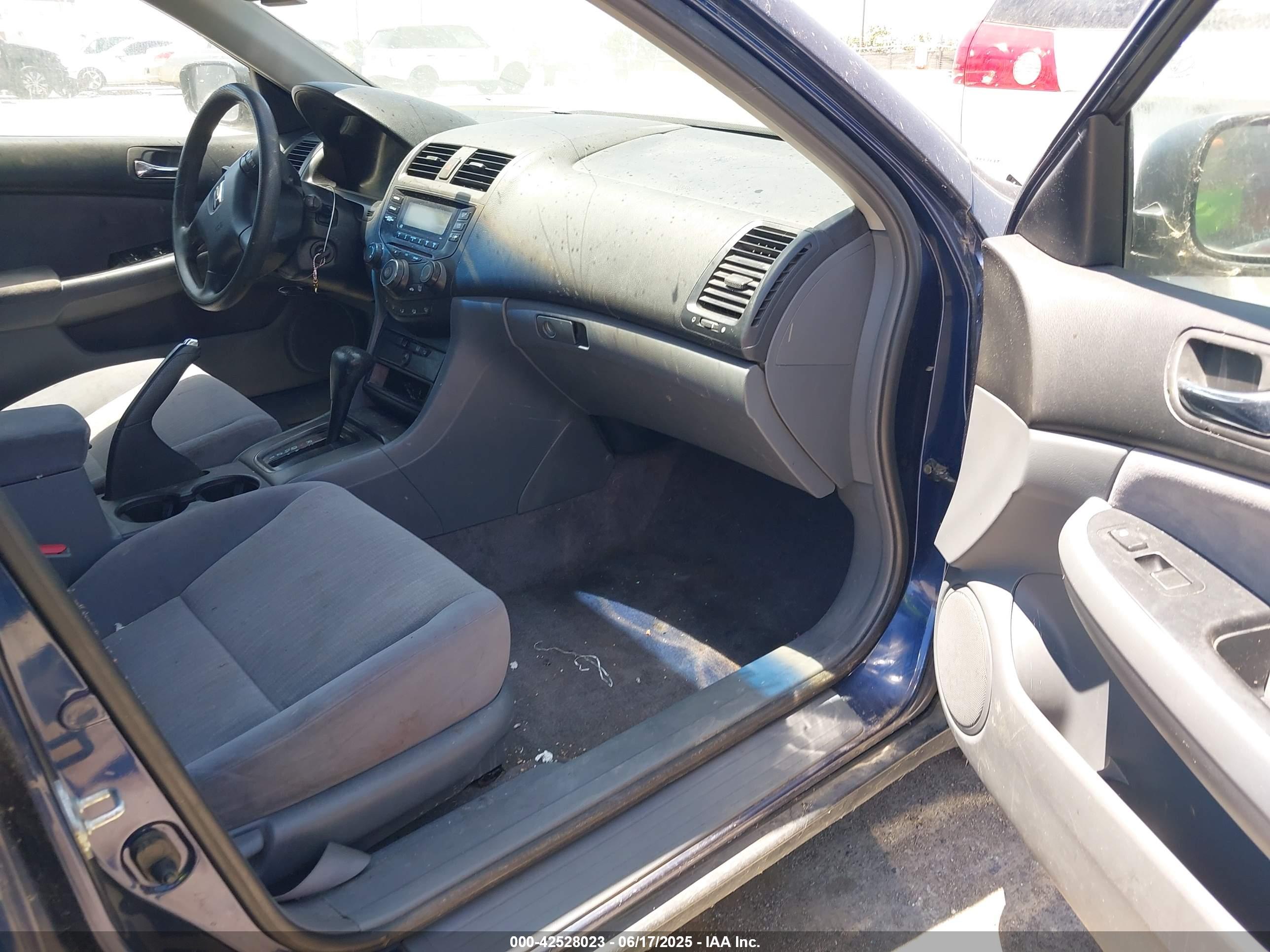 HONDA ACCORD image 5