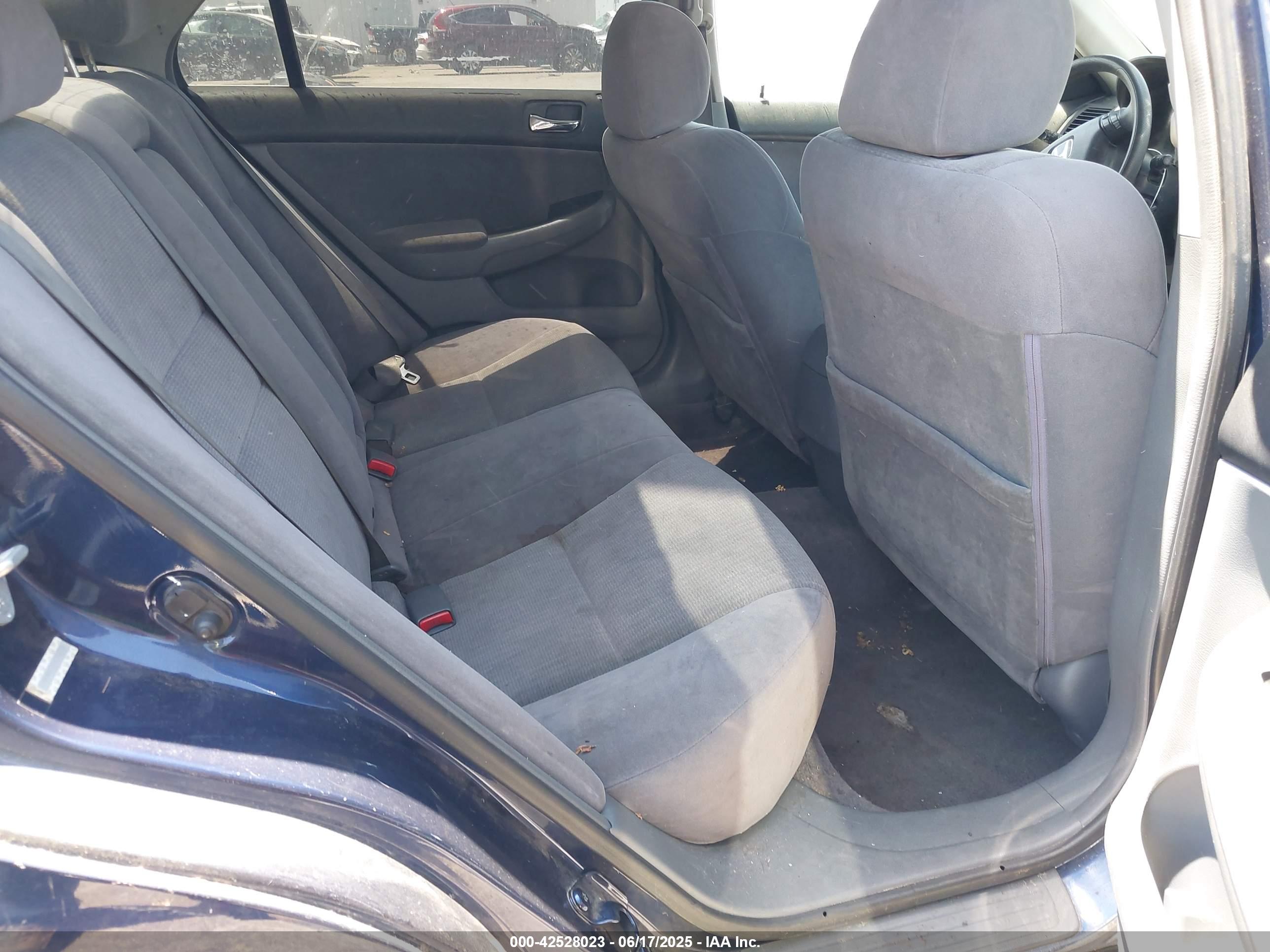 HONDA ACCORD image 8