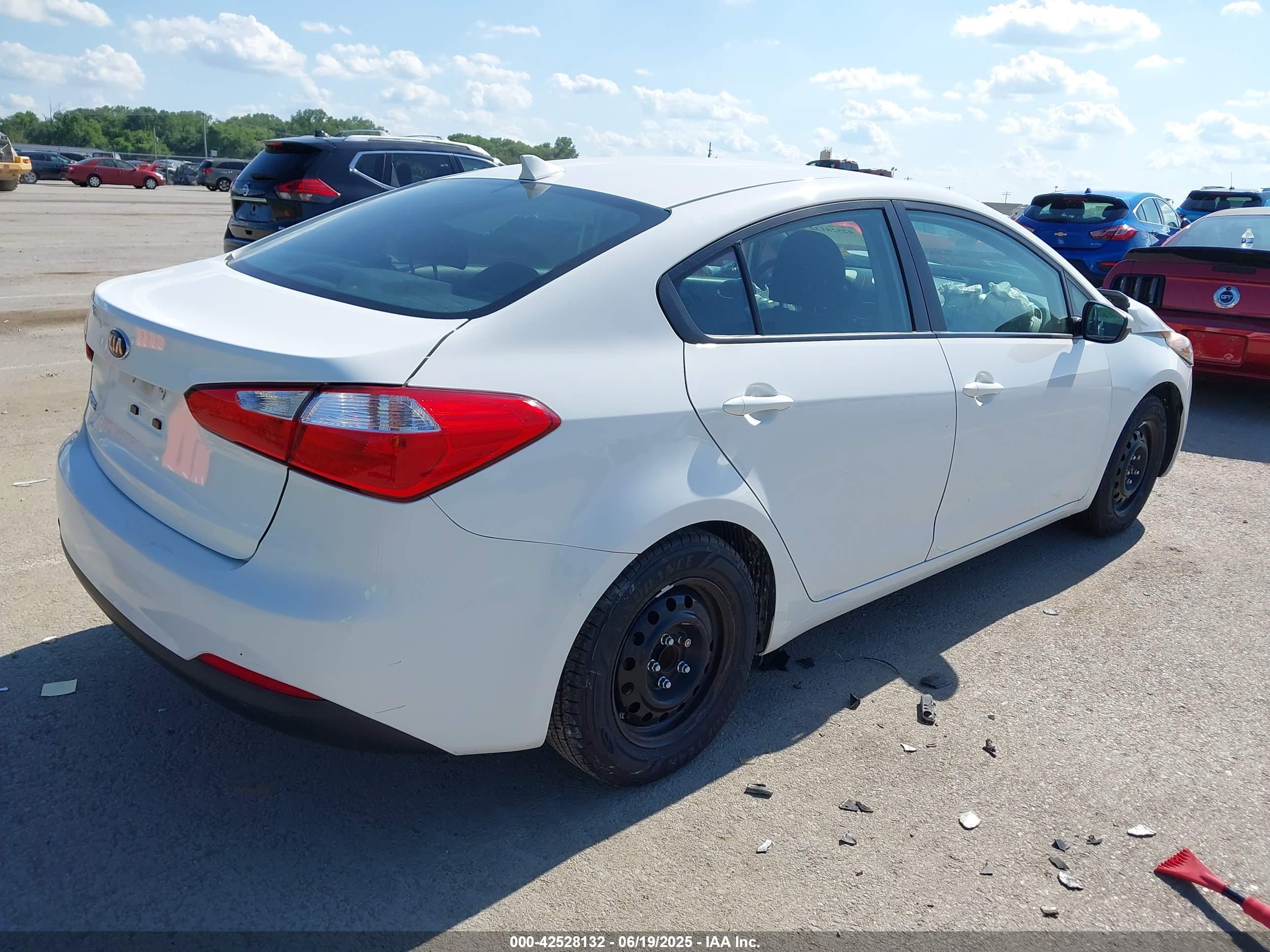 KIA FORTE image 4