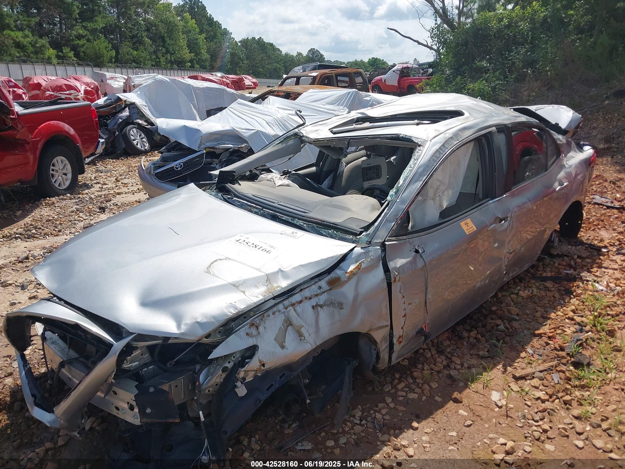 TOYOTA CAMRY image 6