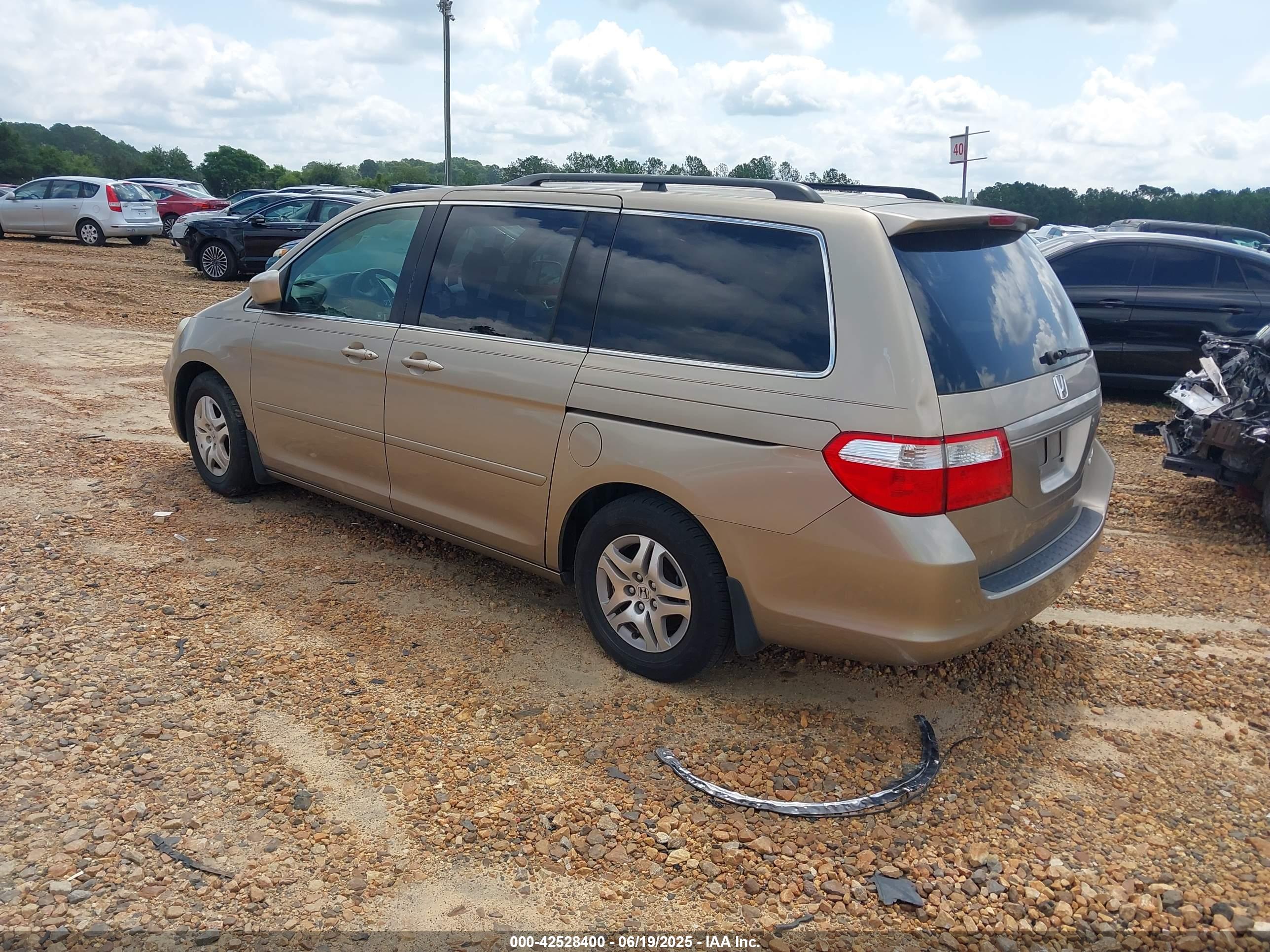 HONDA ODYSSEY image 3