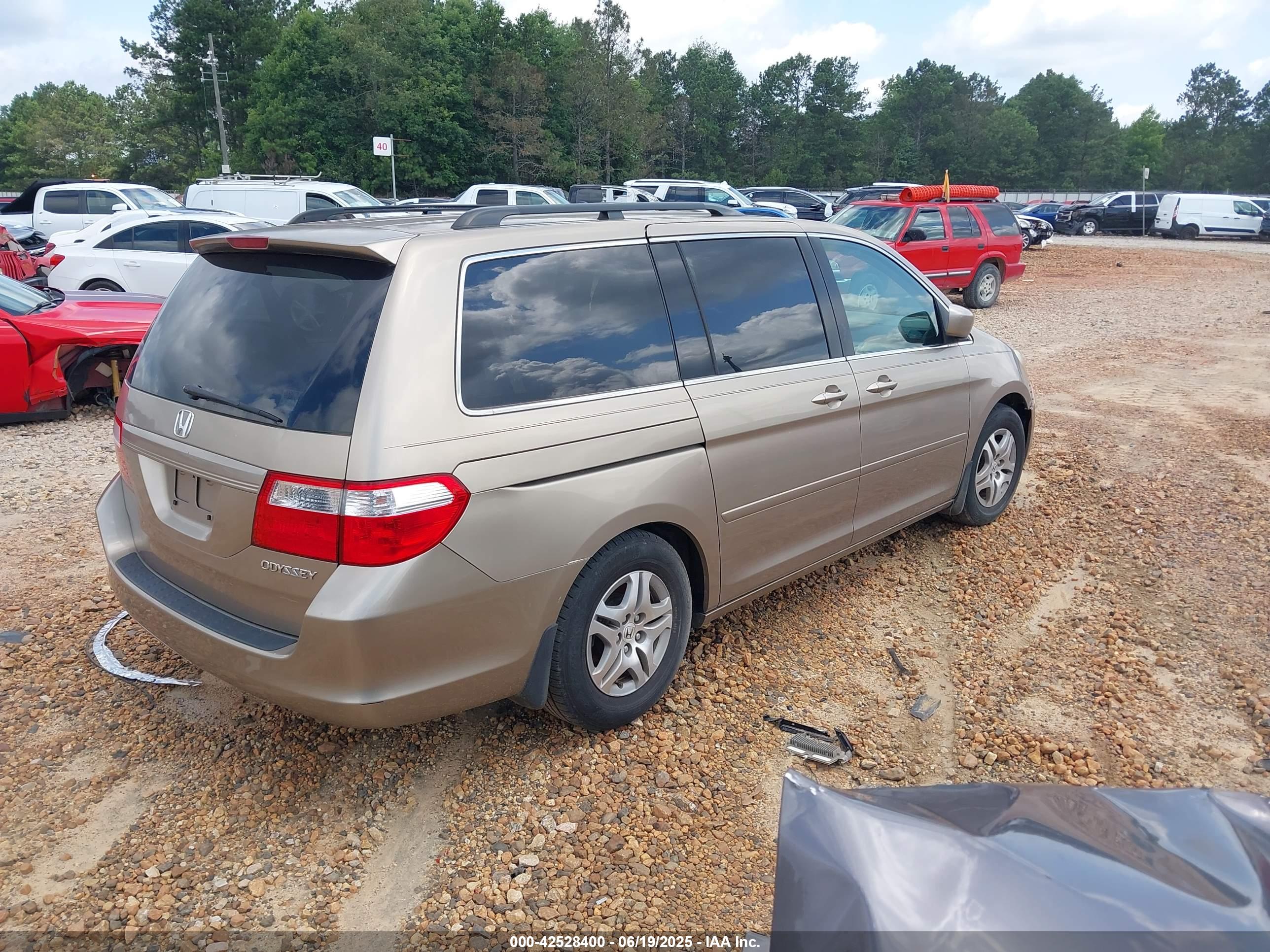 HONDA ODYSSEY image 4
