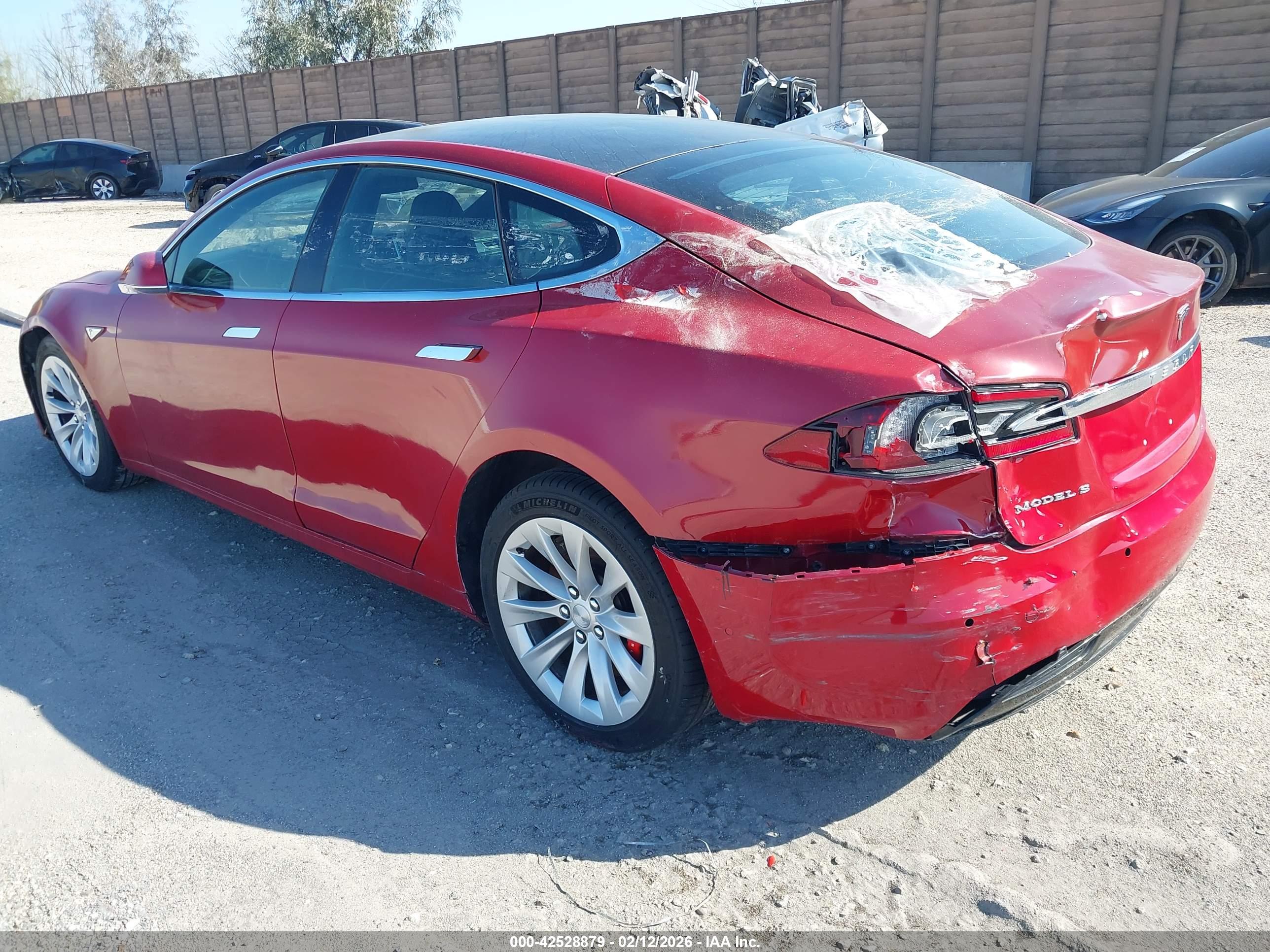 TESLA MODEL image 3
