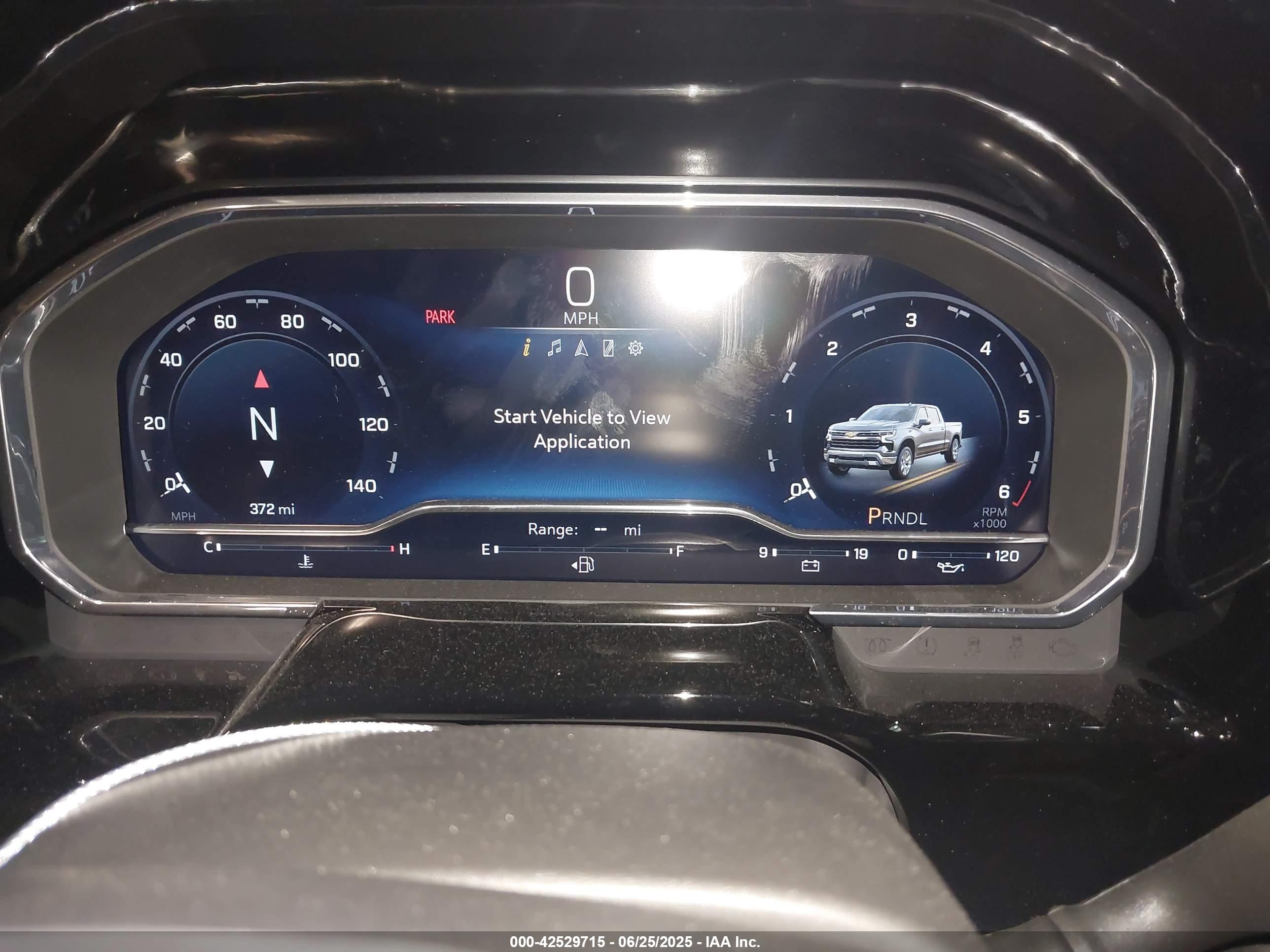 CHEVROLET SILVERADO image 7