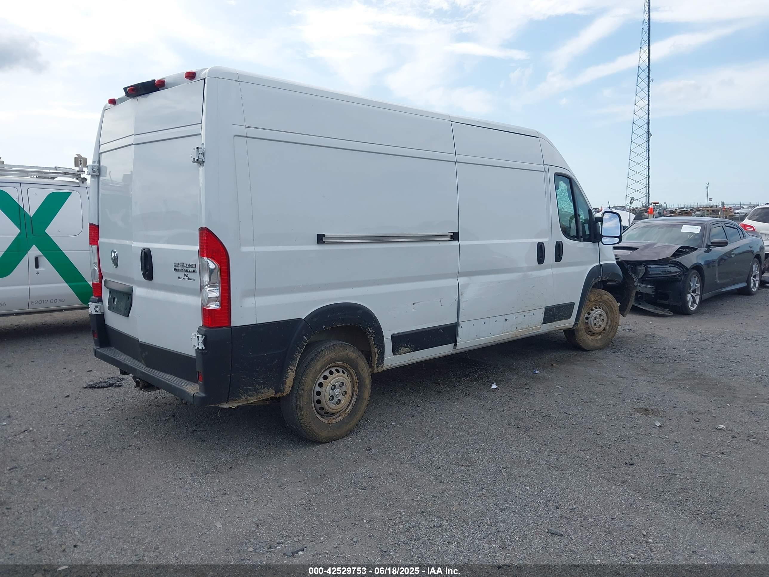 RAM PROMASTER image 4