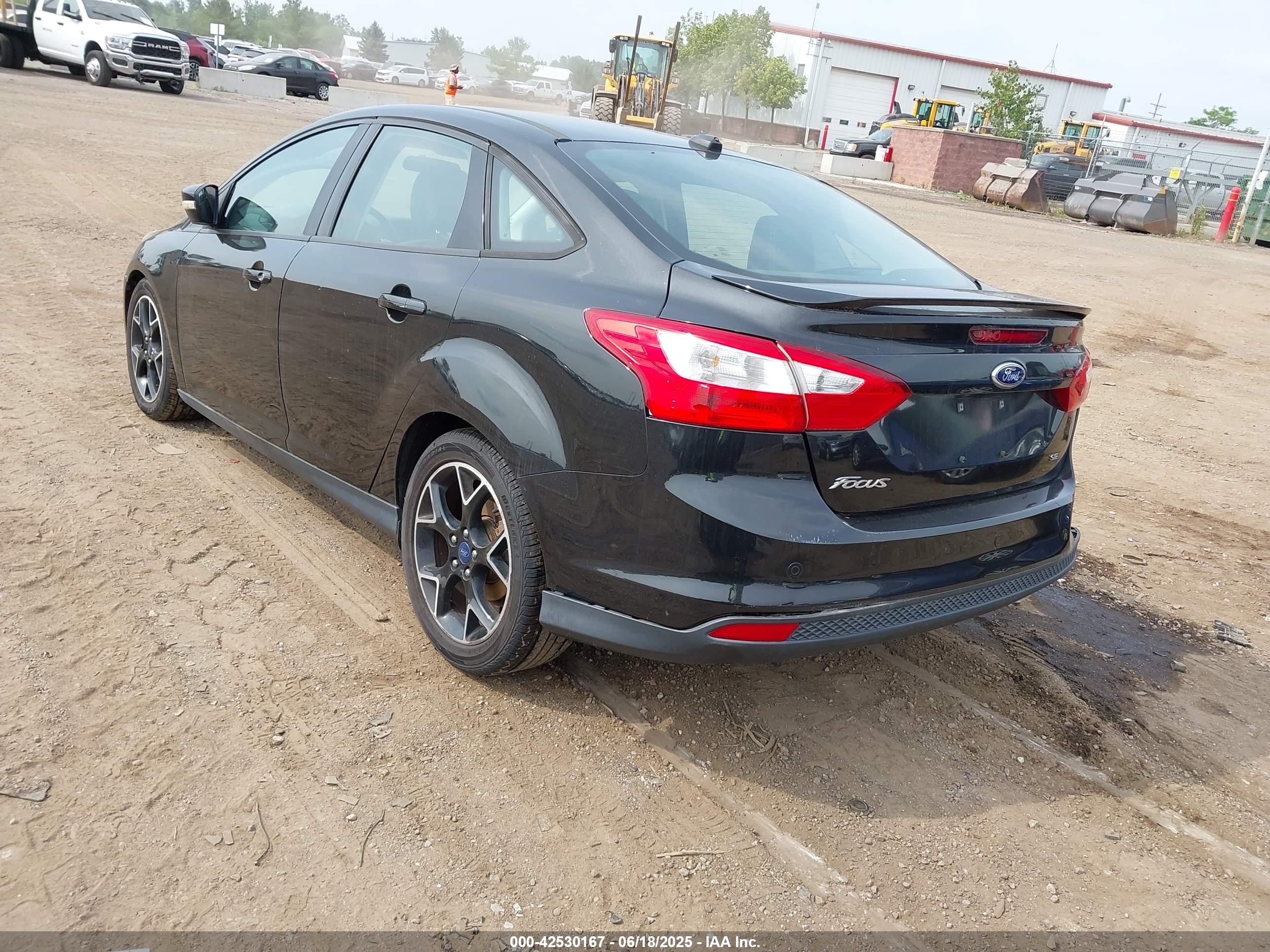FORD FOCUS image 3
