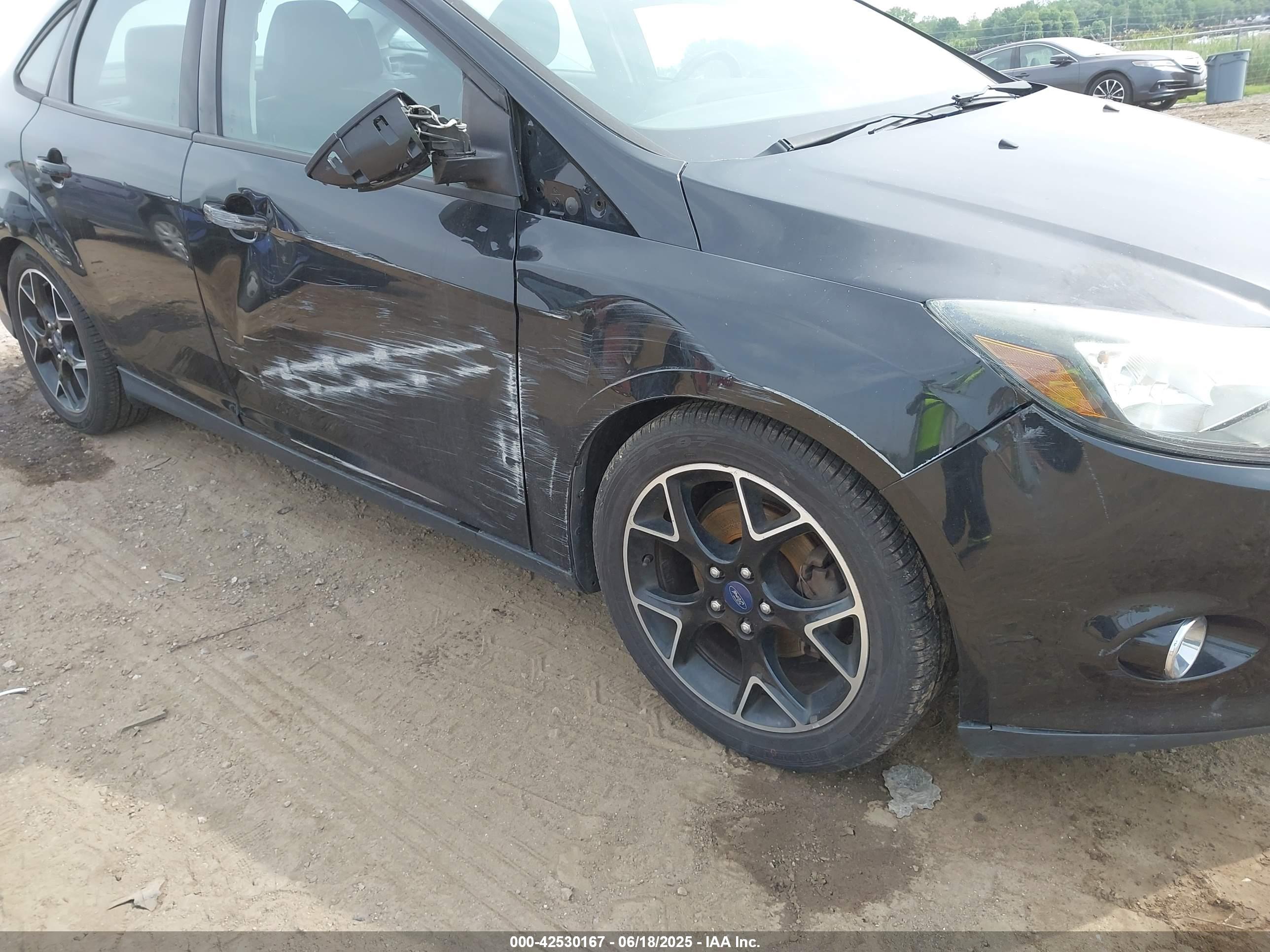 FORD FOCUS image 6