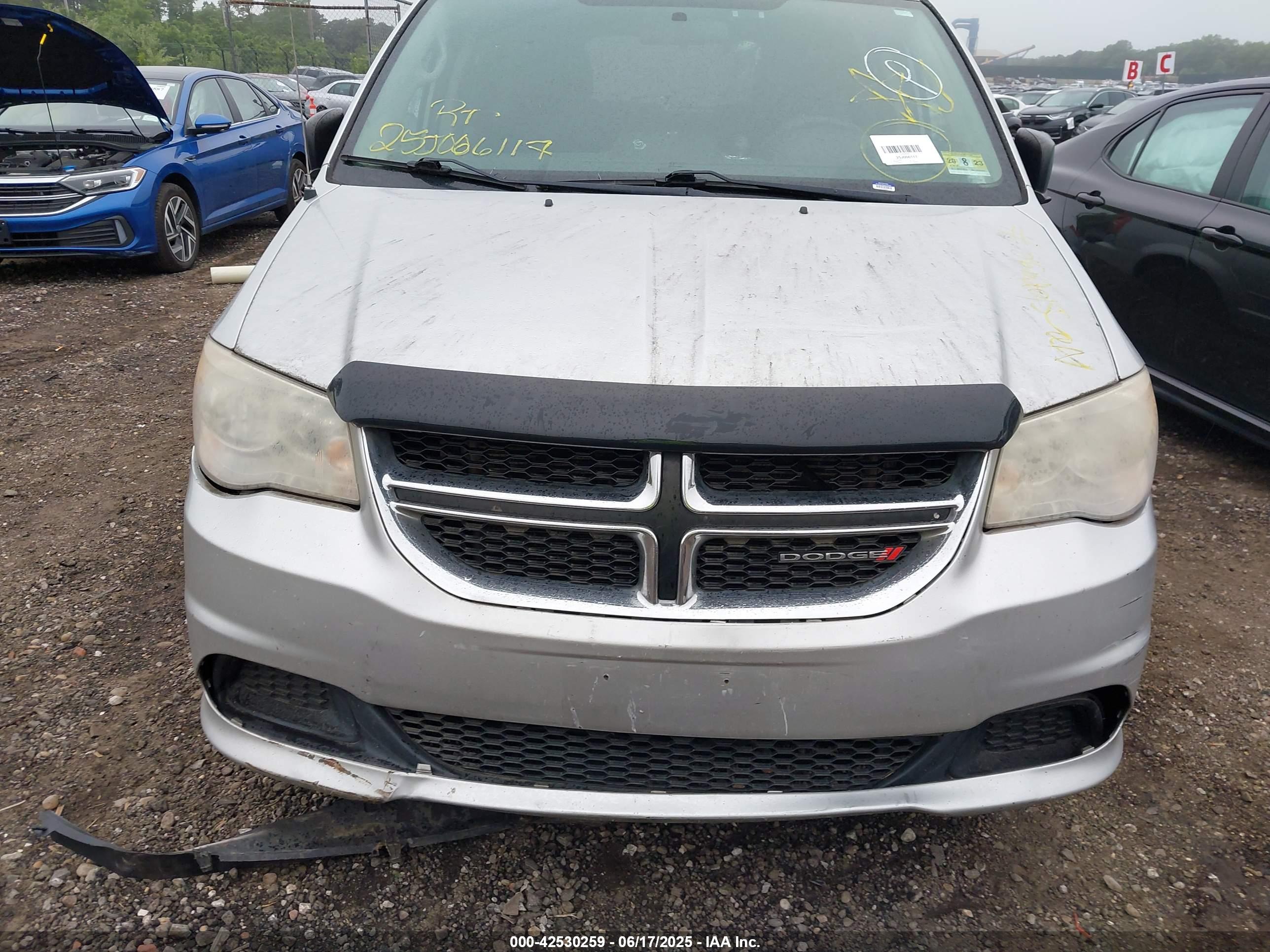 DODGE GRAND image 6