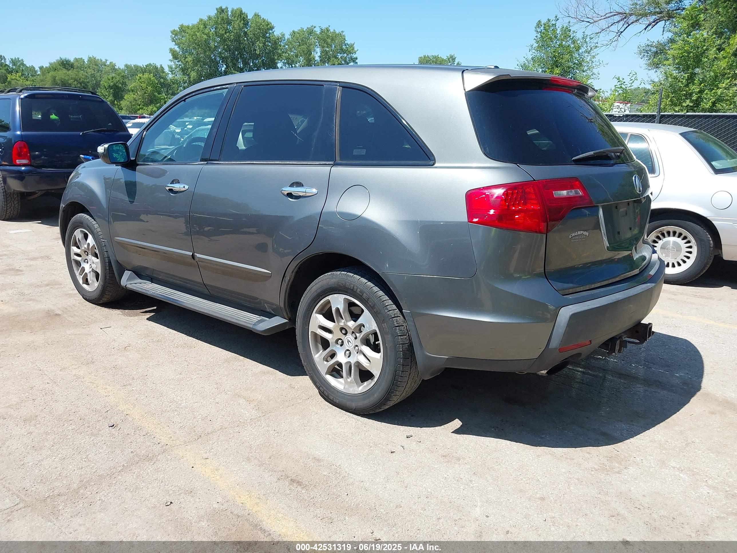 ACURA MDX image 3