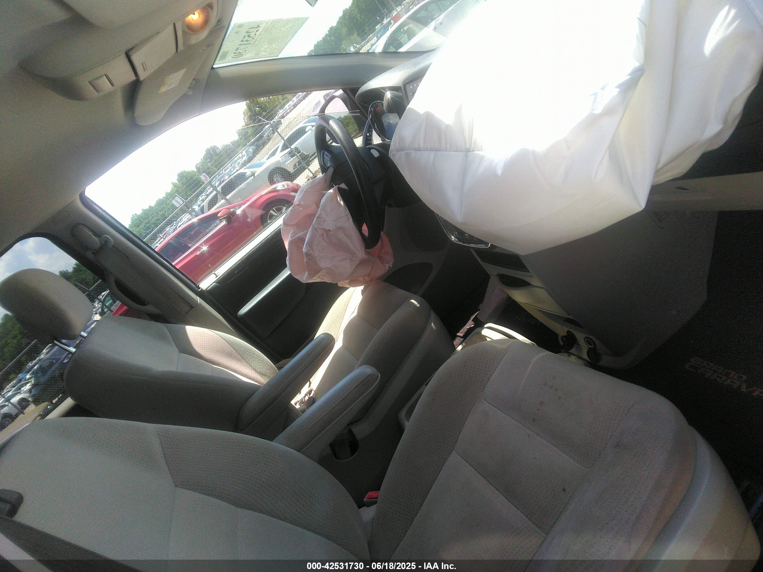 DODGE GRAND image 5