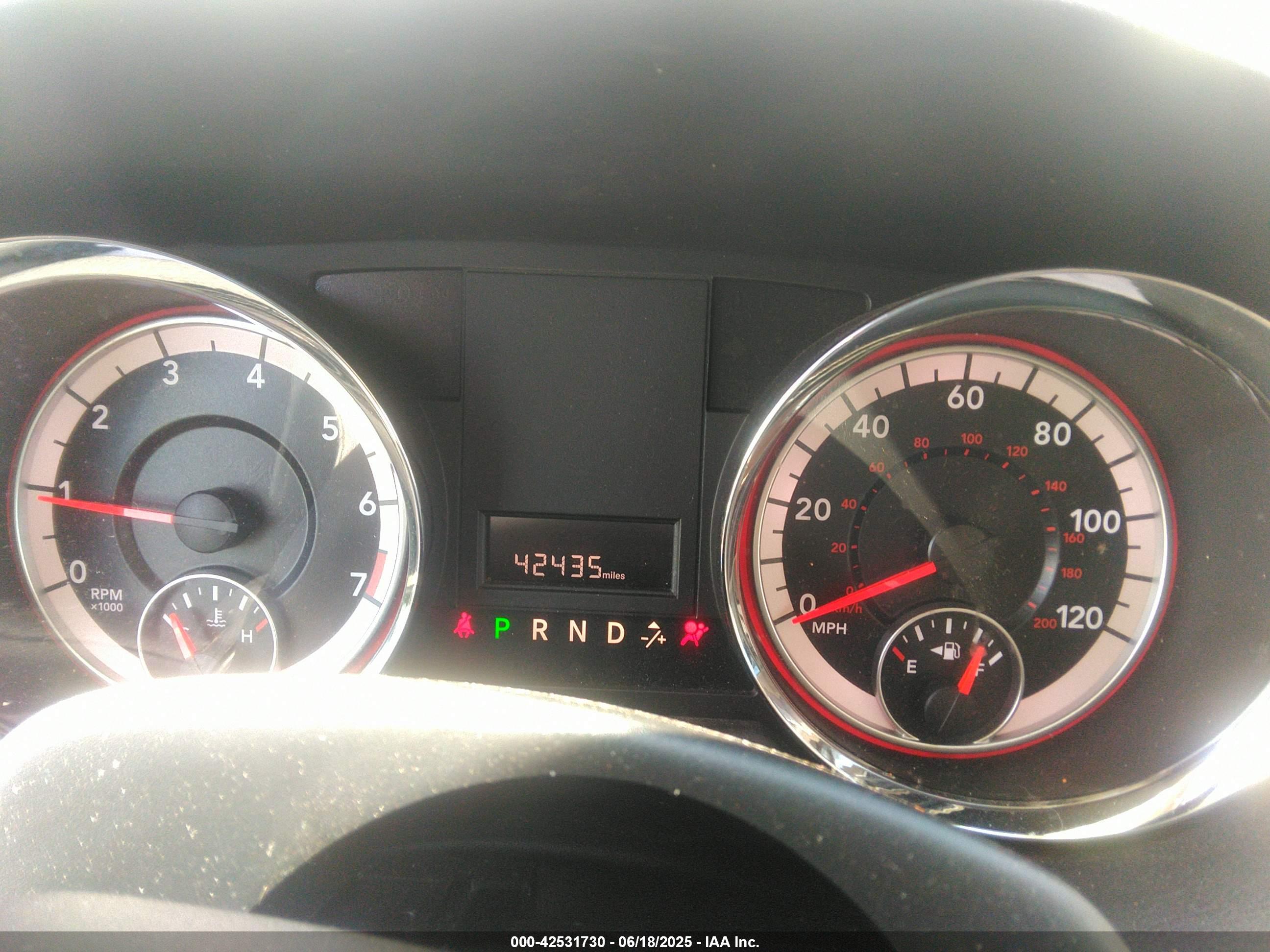 DODGE GRAND image 7