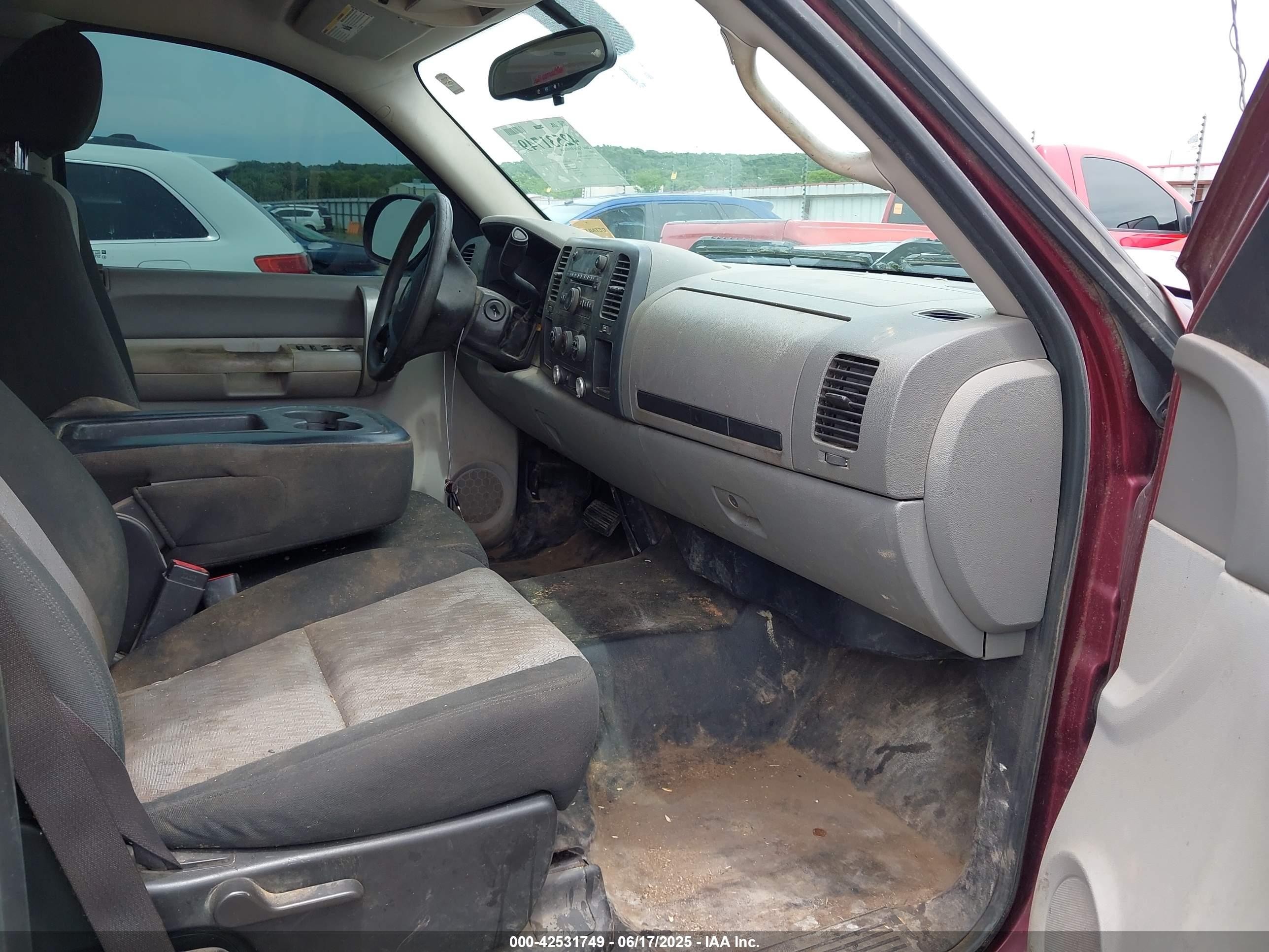 GMC SIERRA image 5