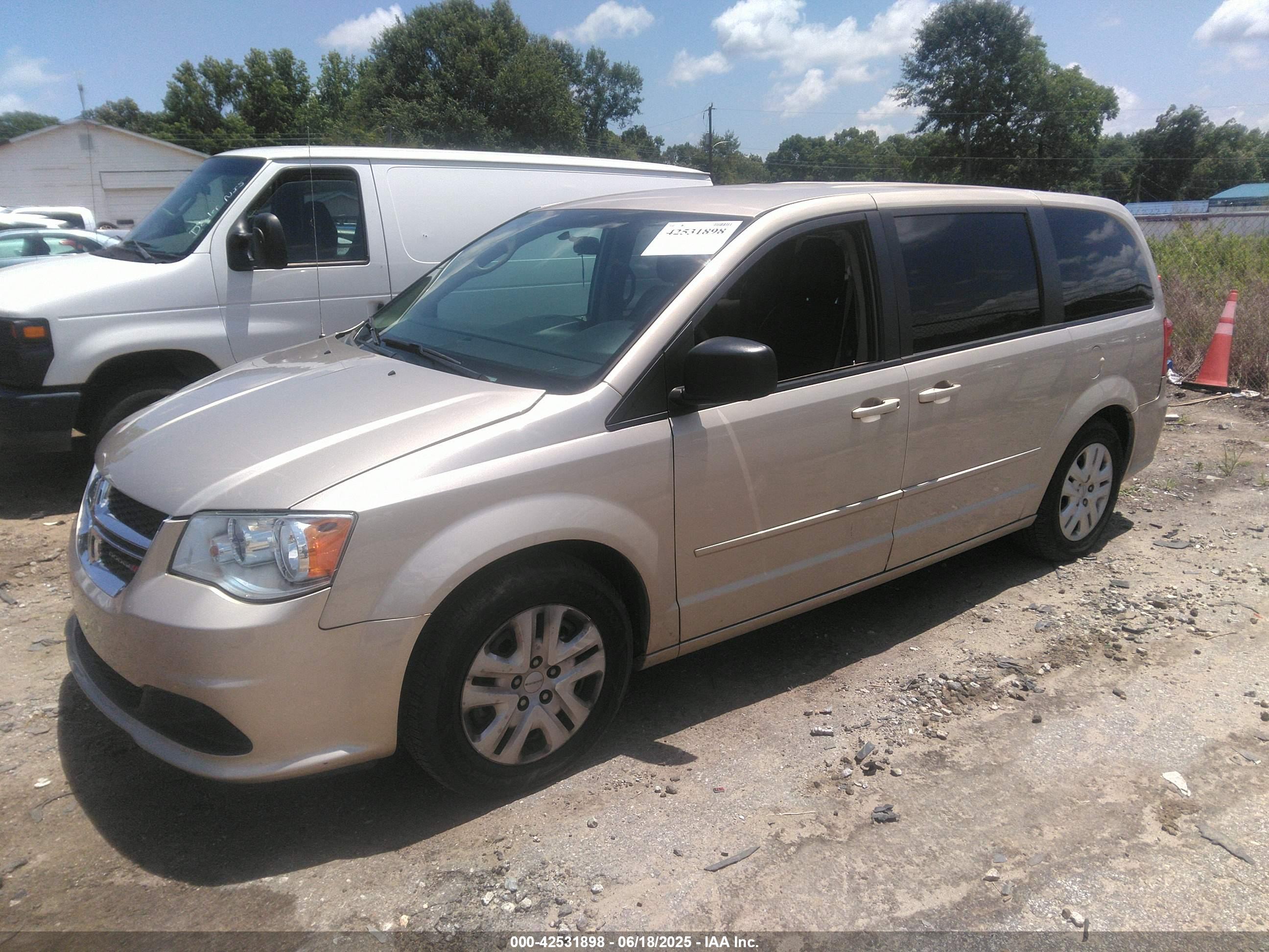 DODGE GRAND image 2