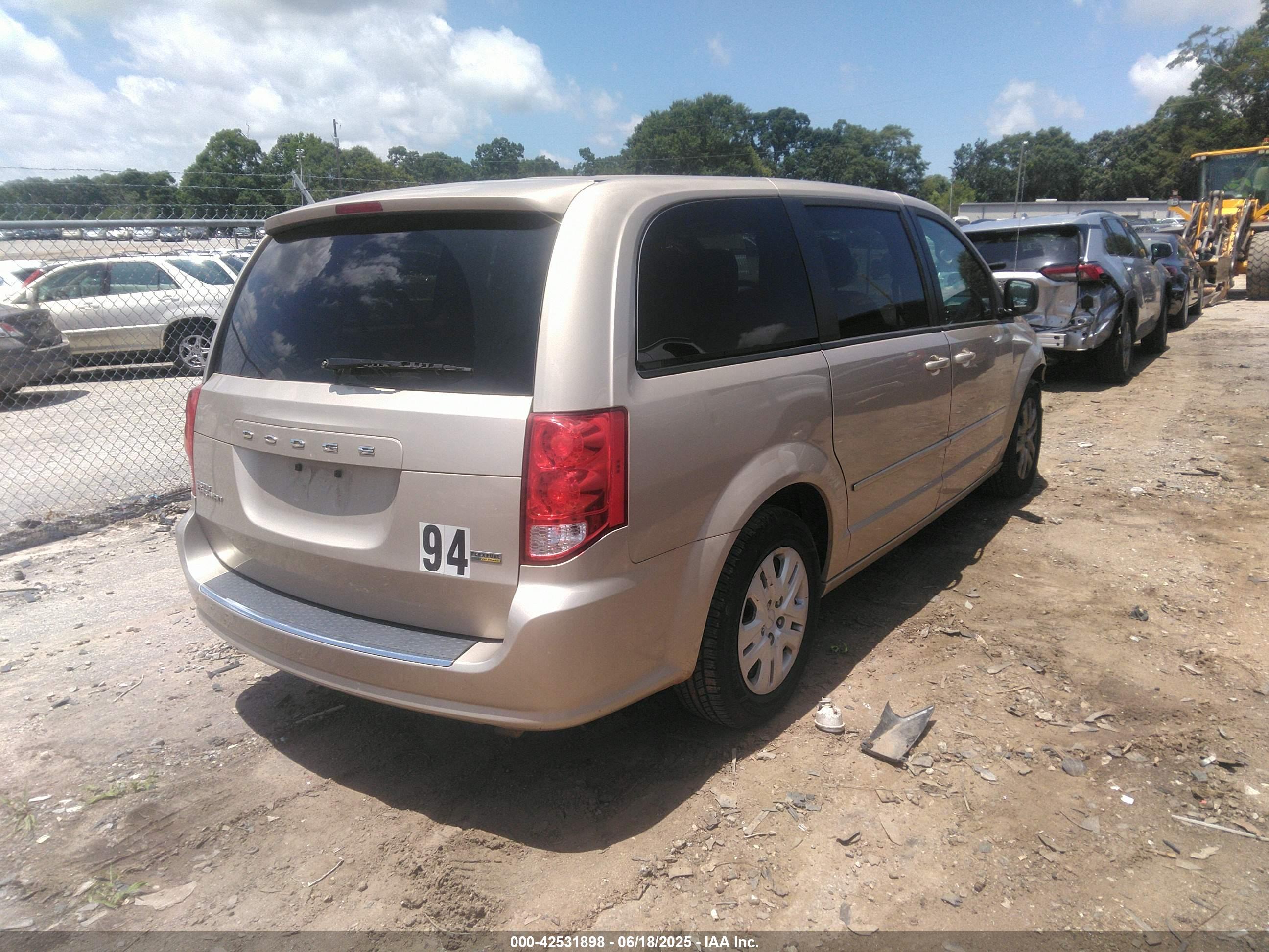 DODGE GRAND image 4