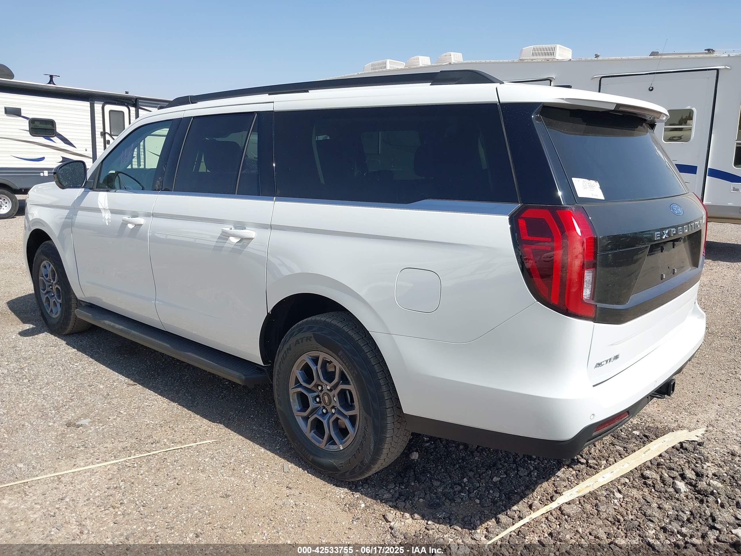 FORD EXPEDITION image 3