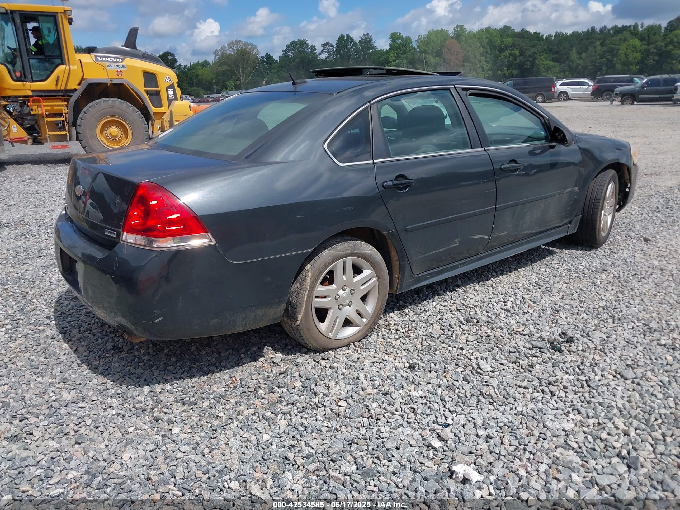 CHEVROLET IMPALA image 4