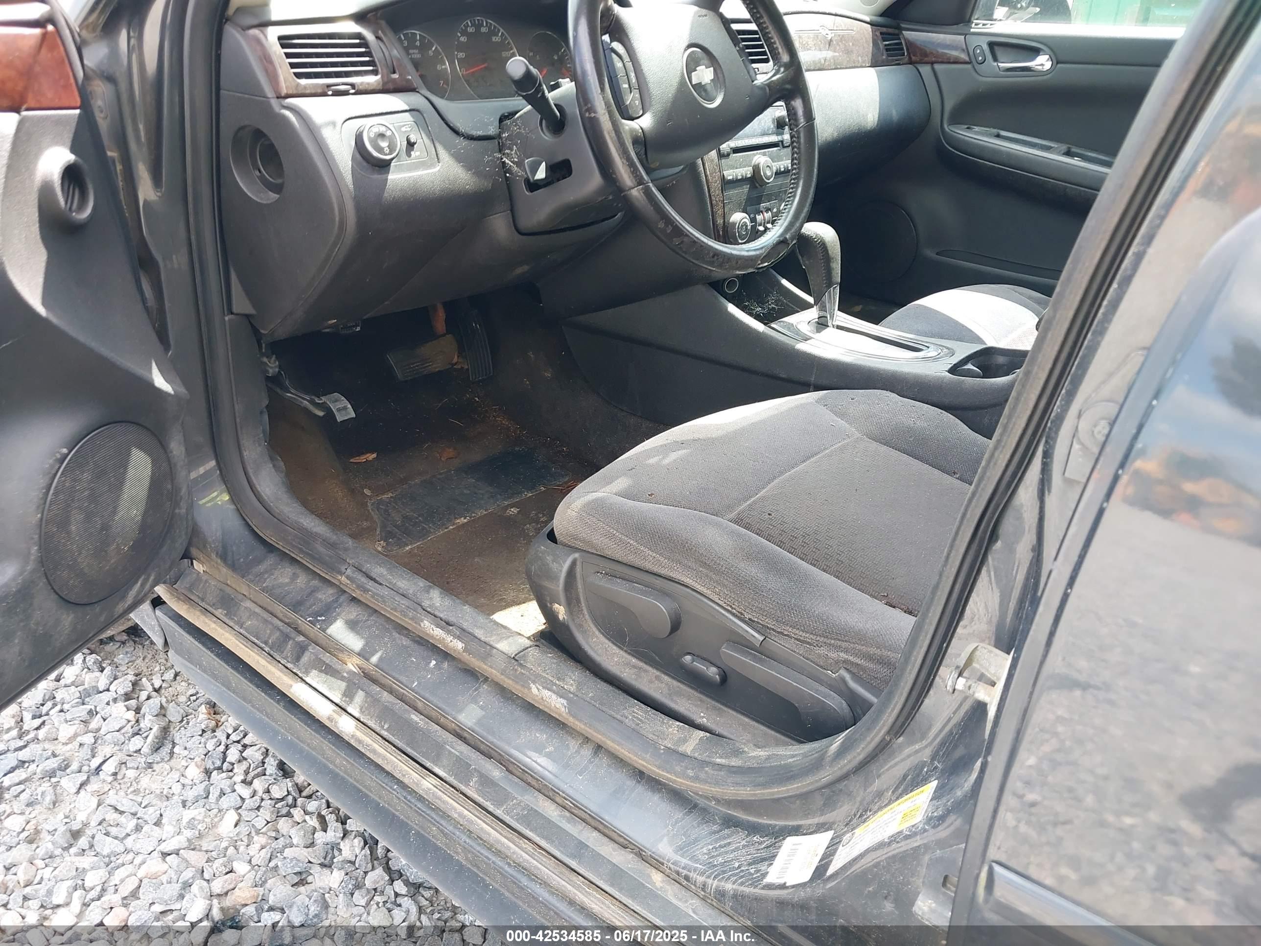CHEVROLET IMPALA image 5