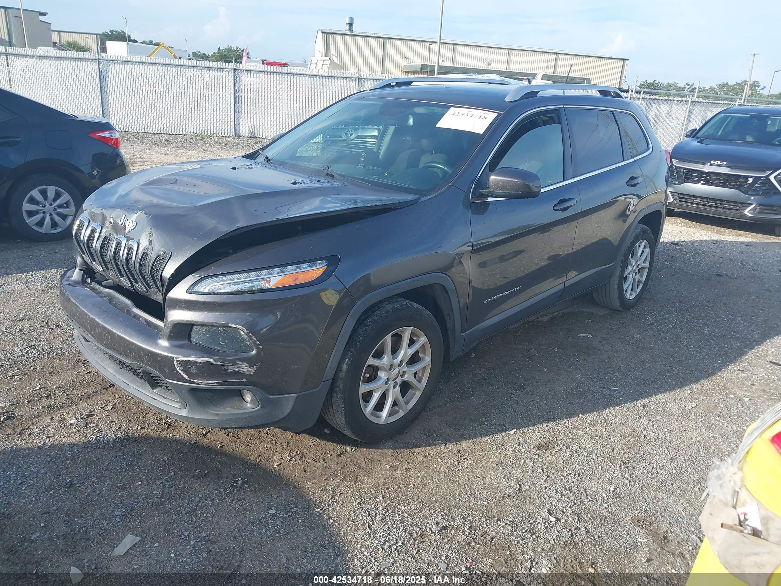 JEEP CHEROKEE image 2