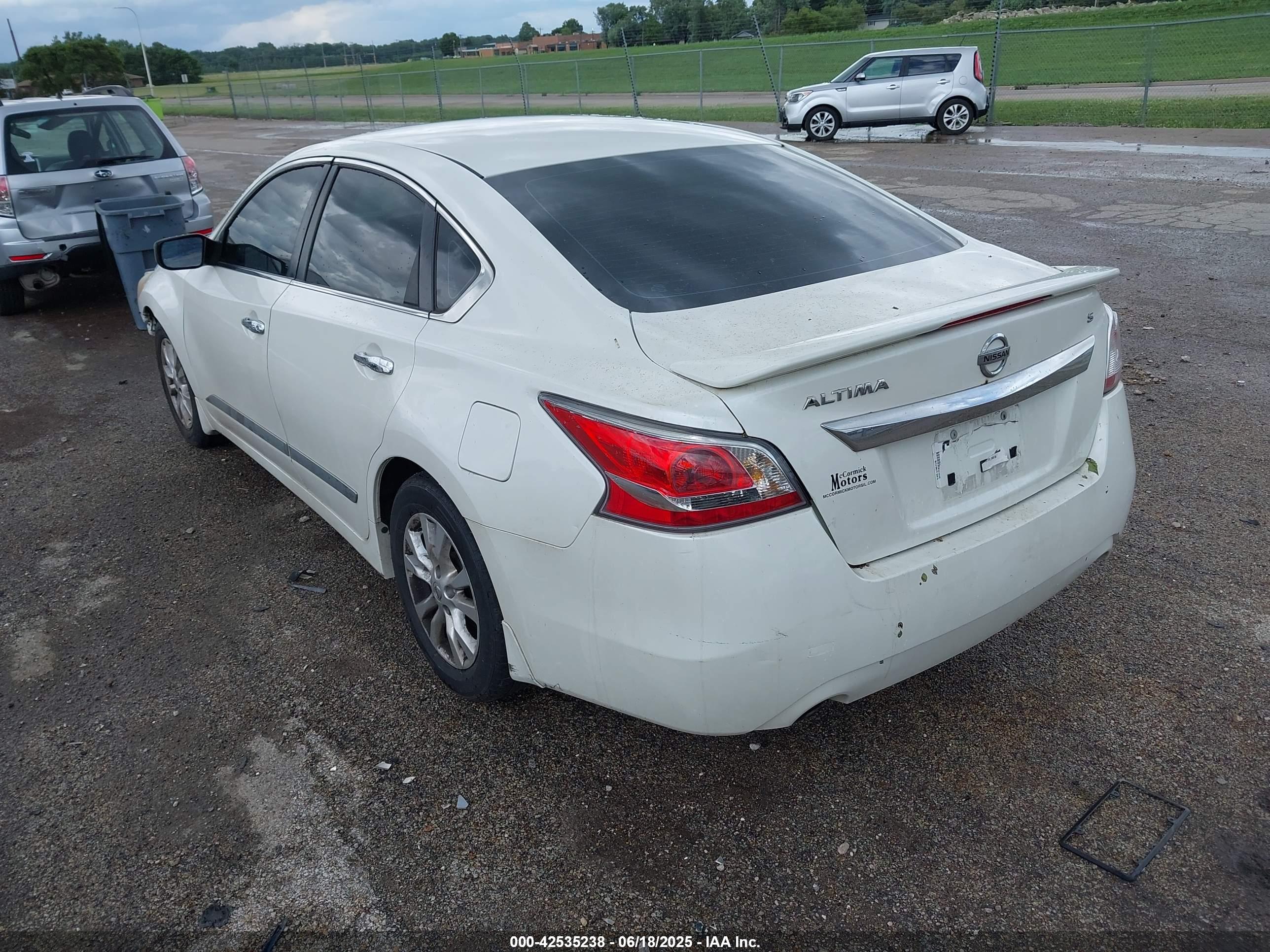 NISSAN ALTIMA image 3