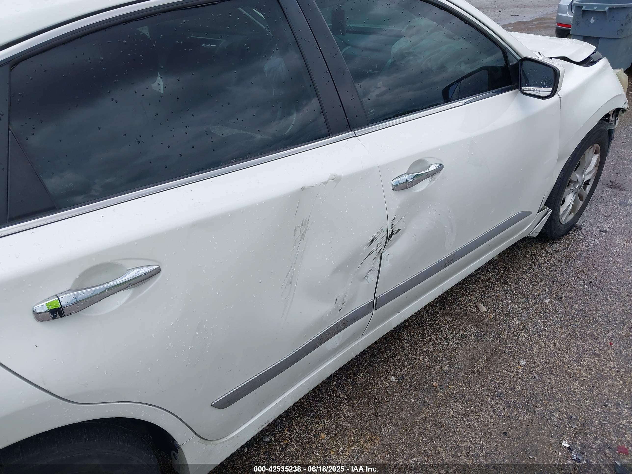 NISSAN ALTIMA image 6