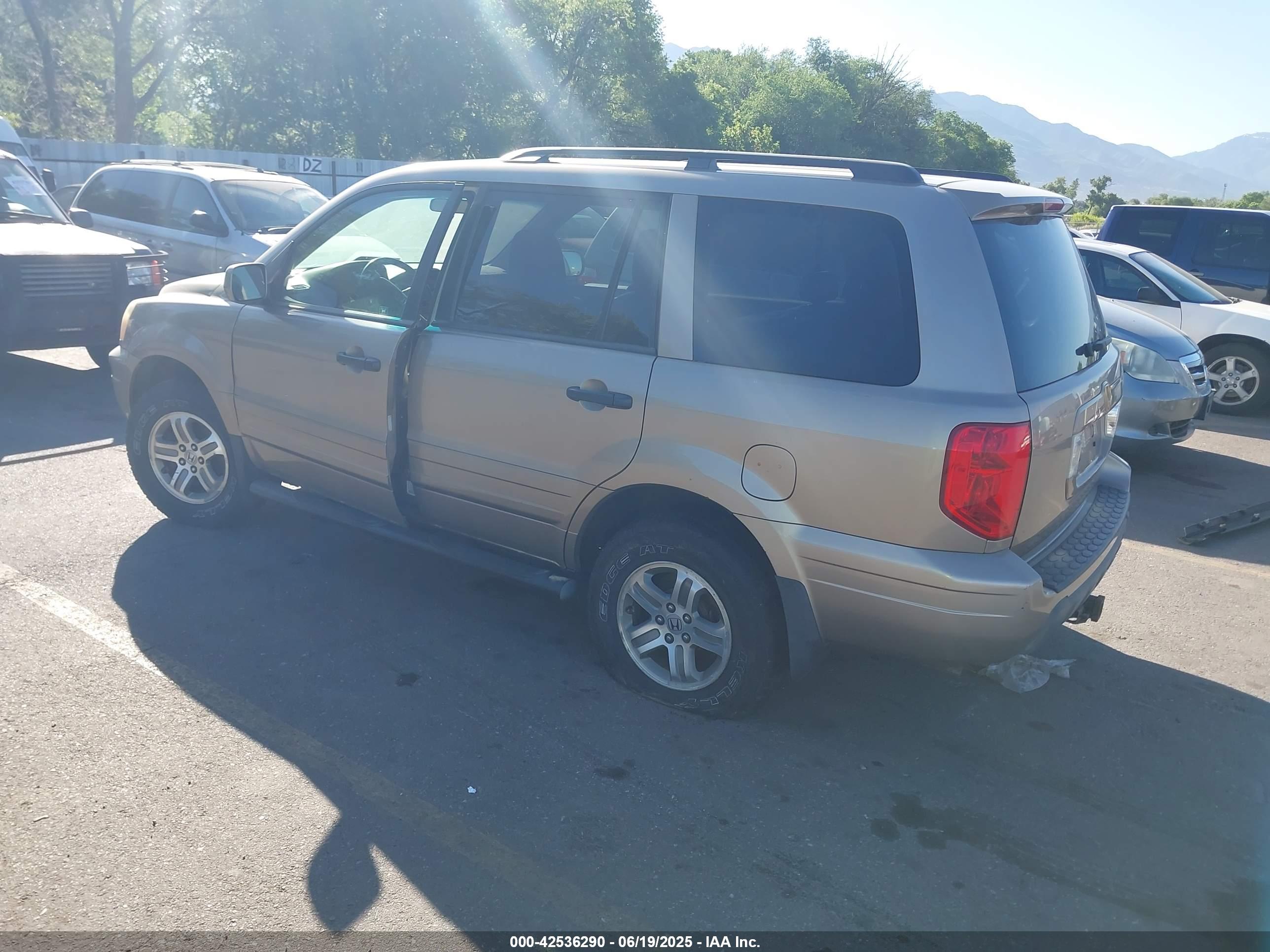 HONDA PILOT image 3