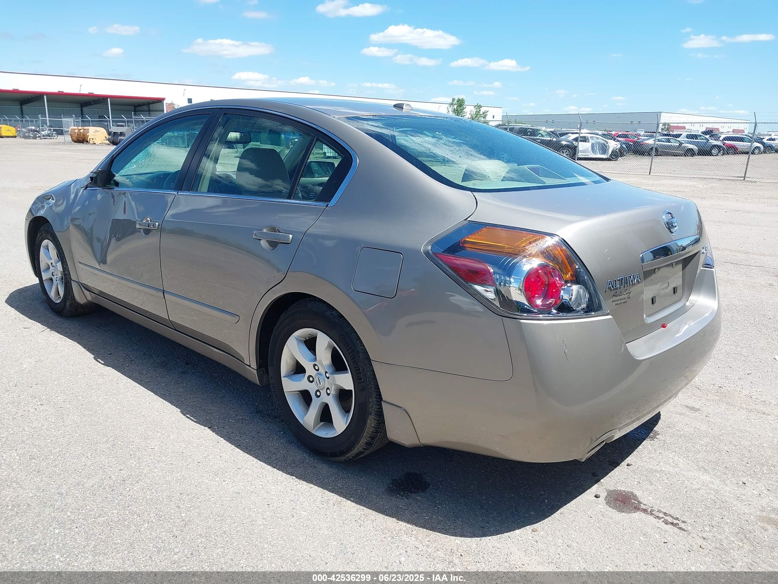 NISSAN ALTIMA image 3