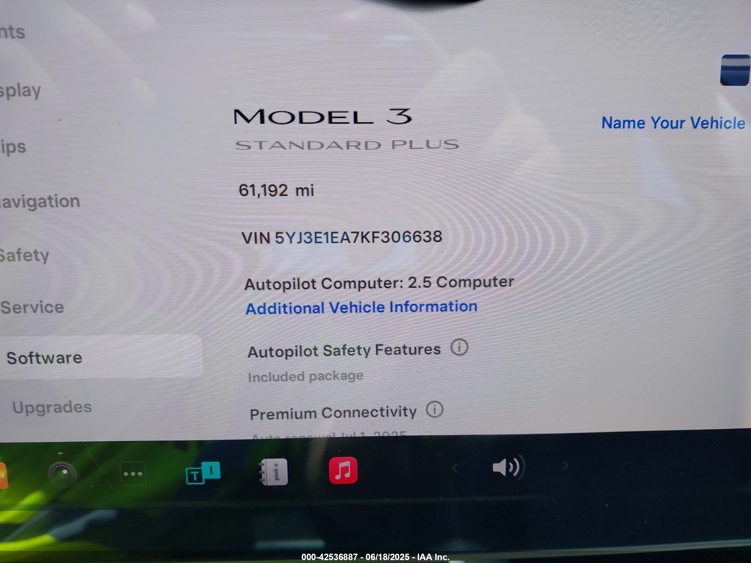 TESLA MODEL image 7