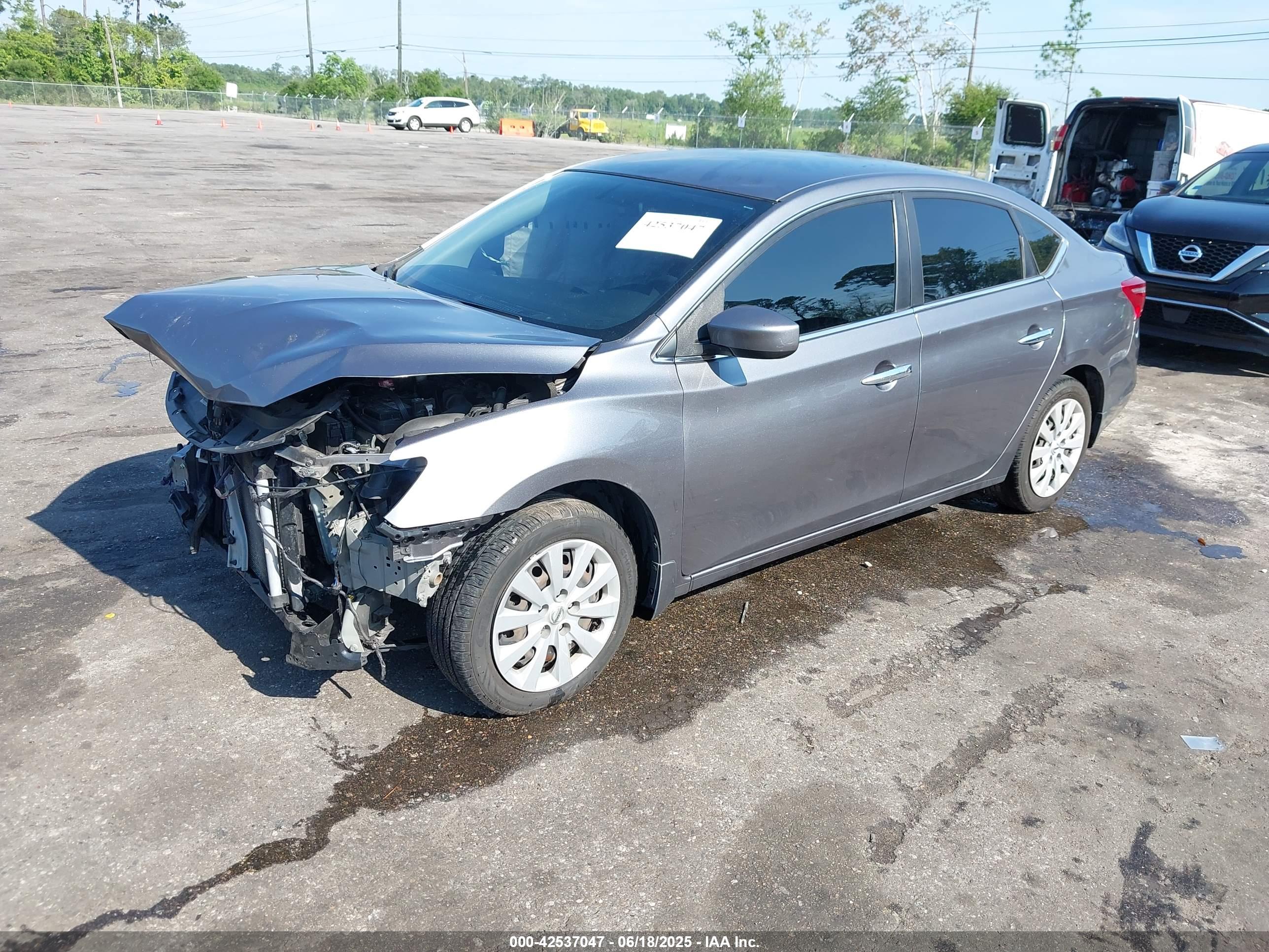 NISSAN SENTRA image 2
