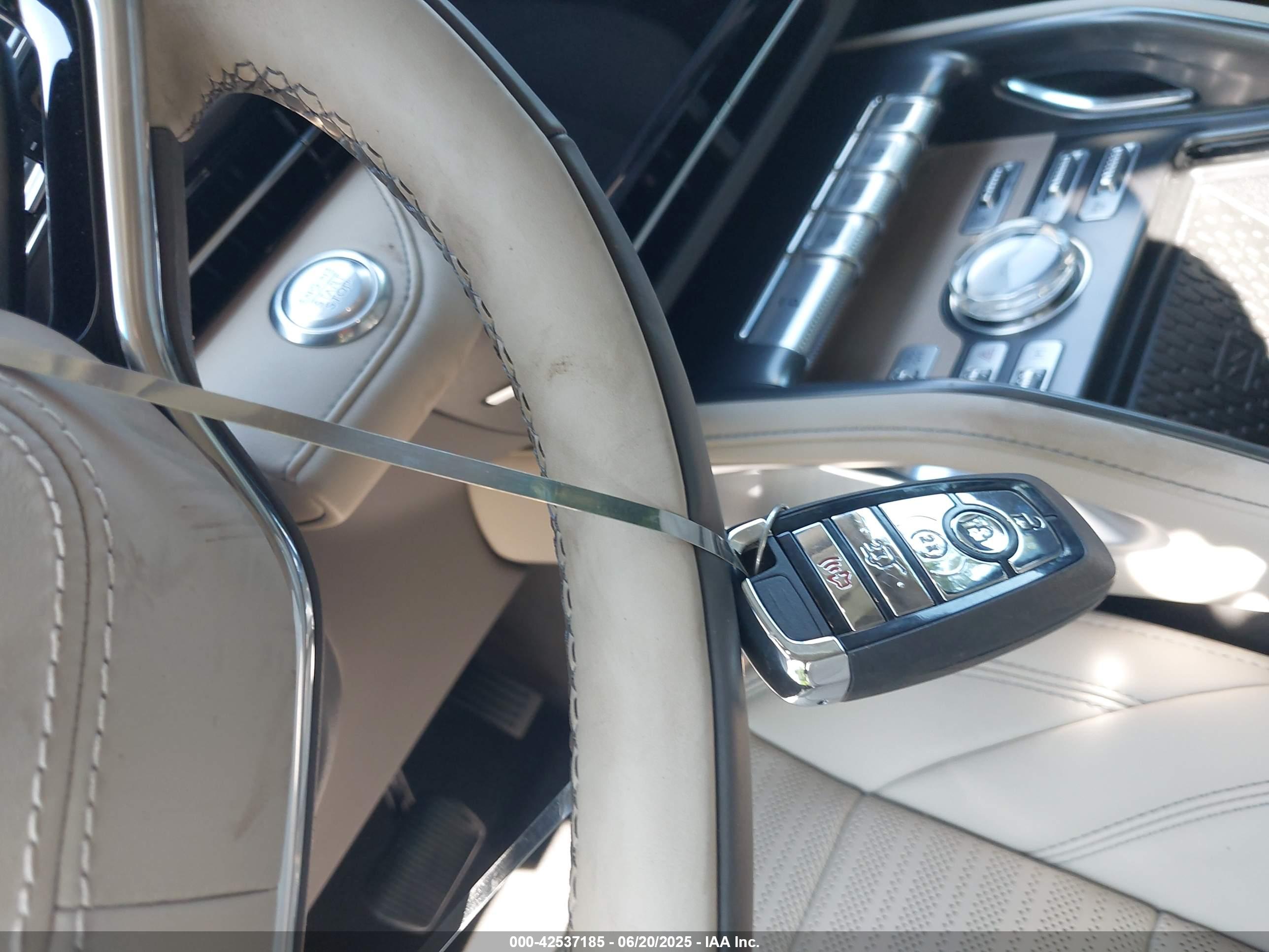 LINCOLN NAUTILUS image 11