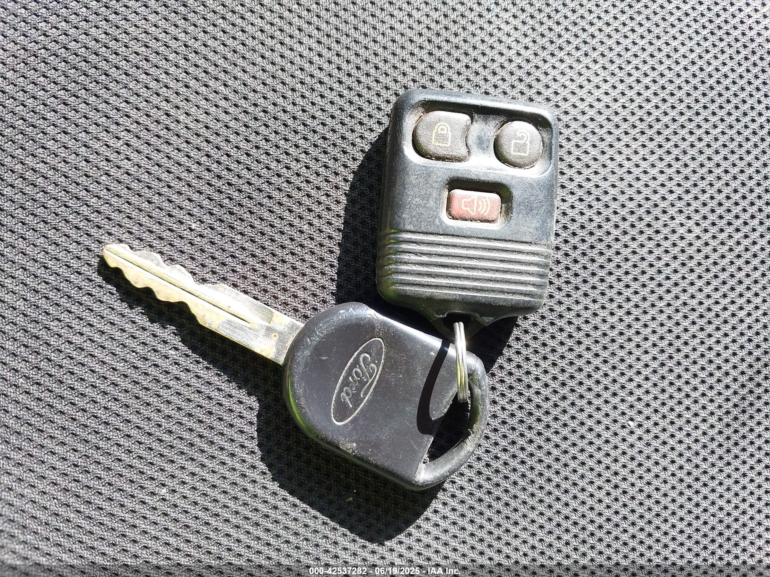 FORD F-250 image 11